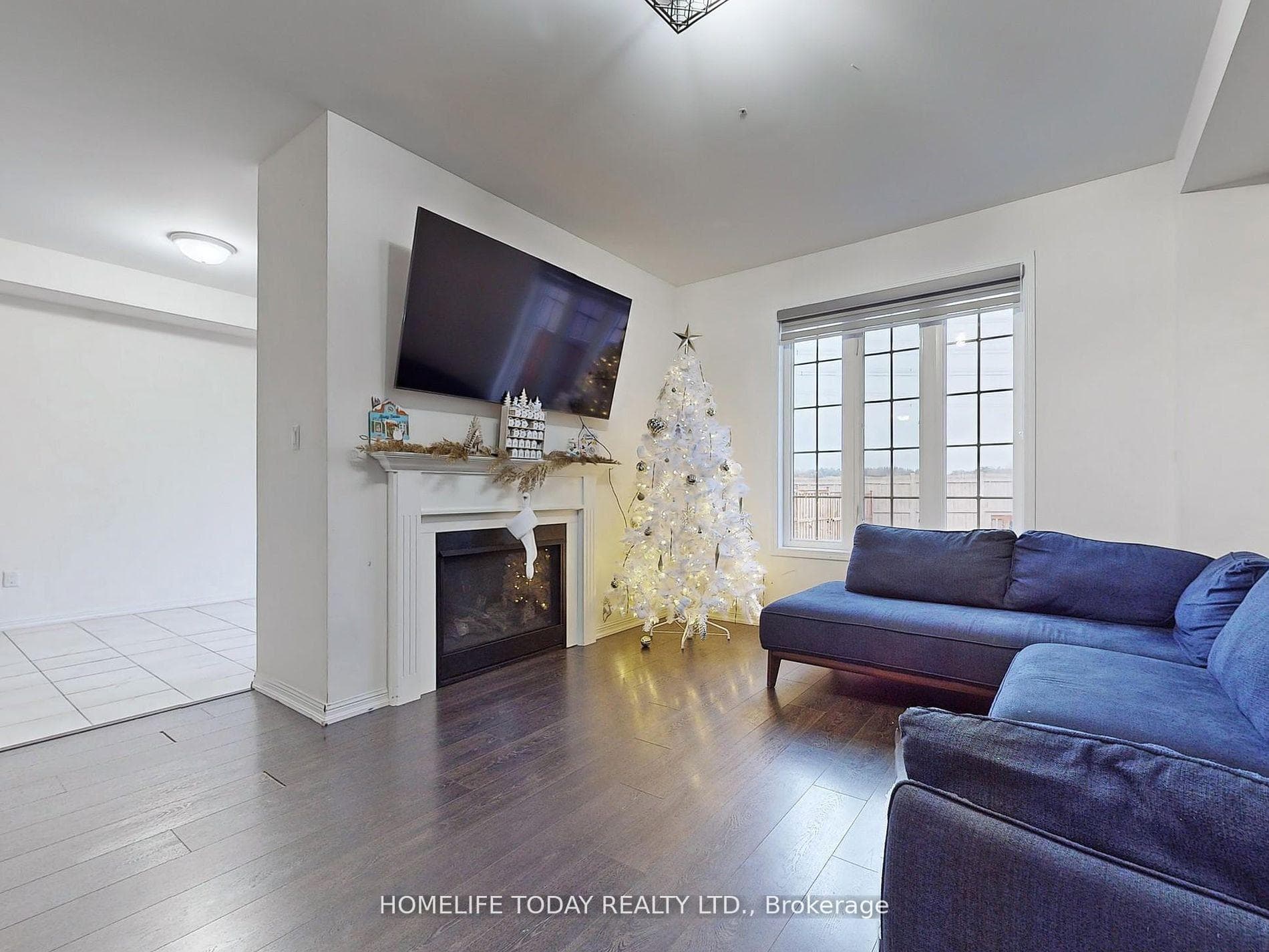 4 Hurst Drive photo 9