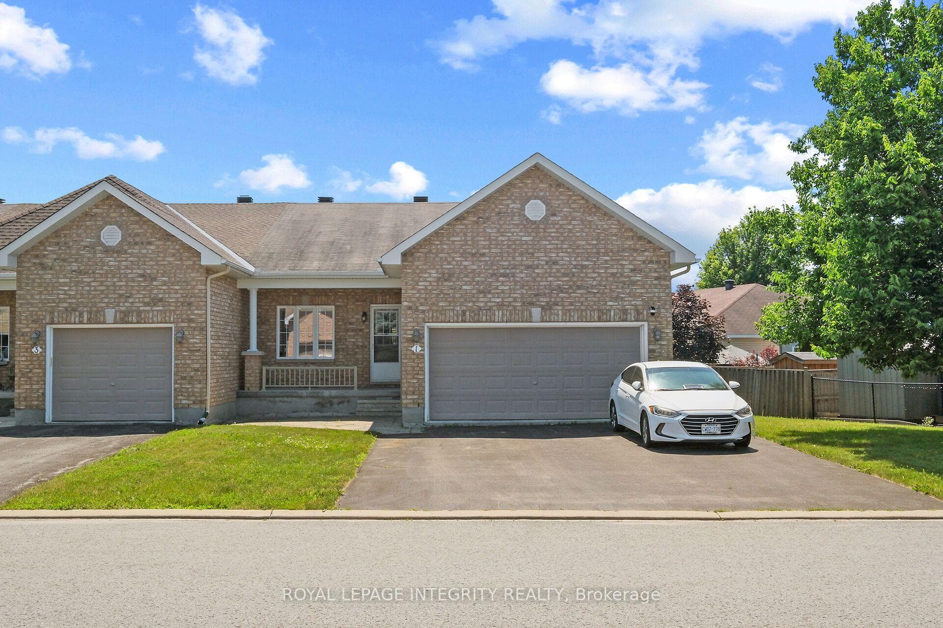 1 Moe Robillard Street photo 1