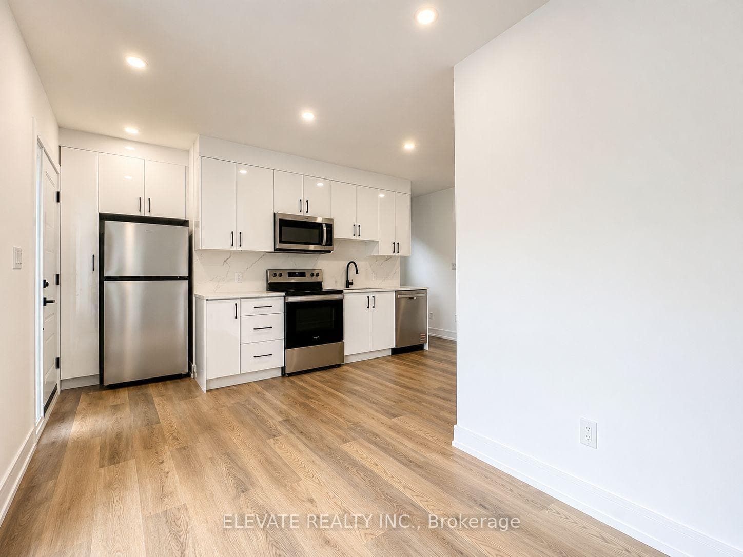 76 Burnaby Boulevard photo 2