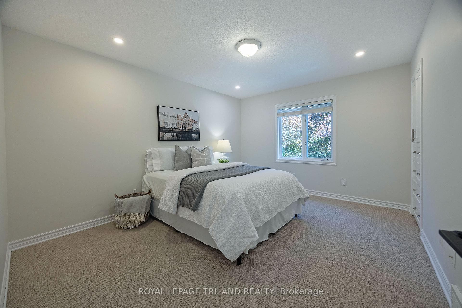 142 Fitzwilliam Boulevard photo 18