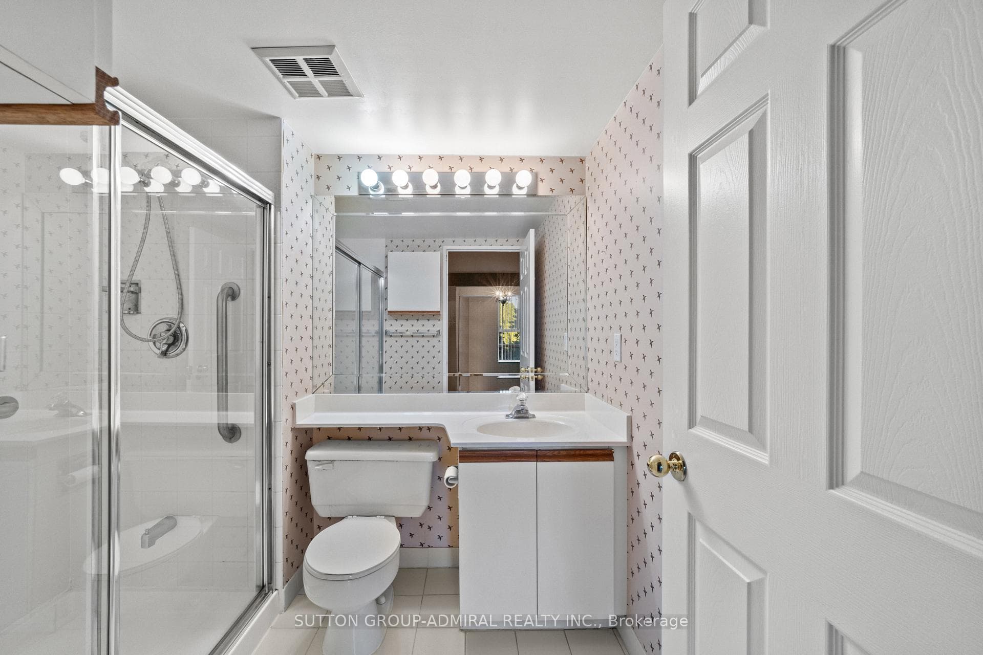 7905 Bayview Avenue Unit 218 photo 26