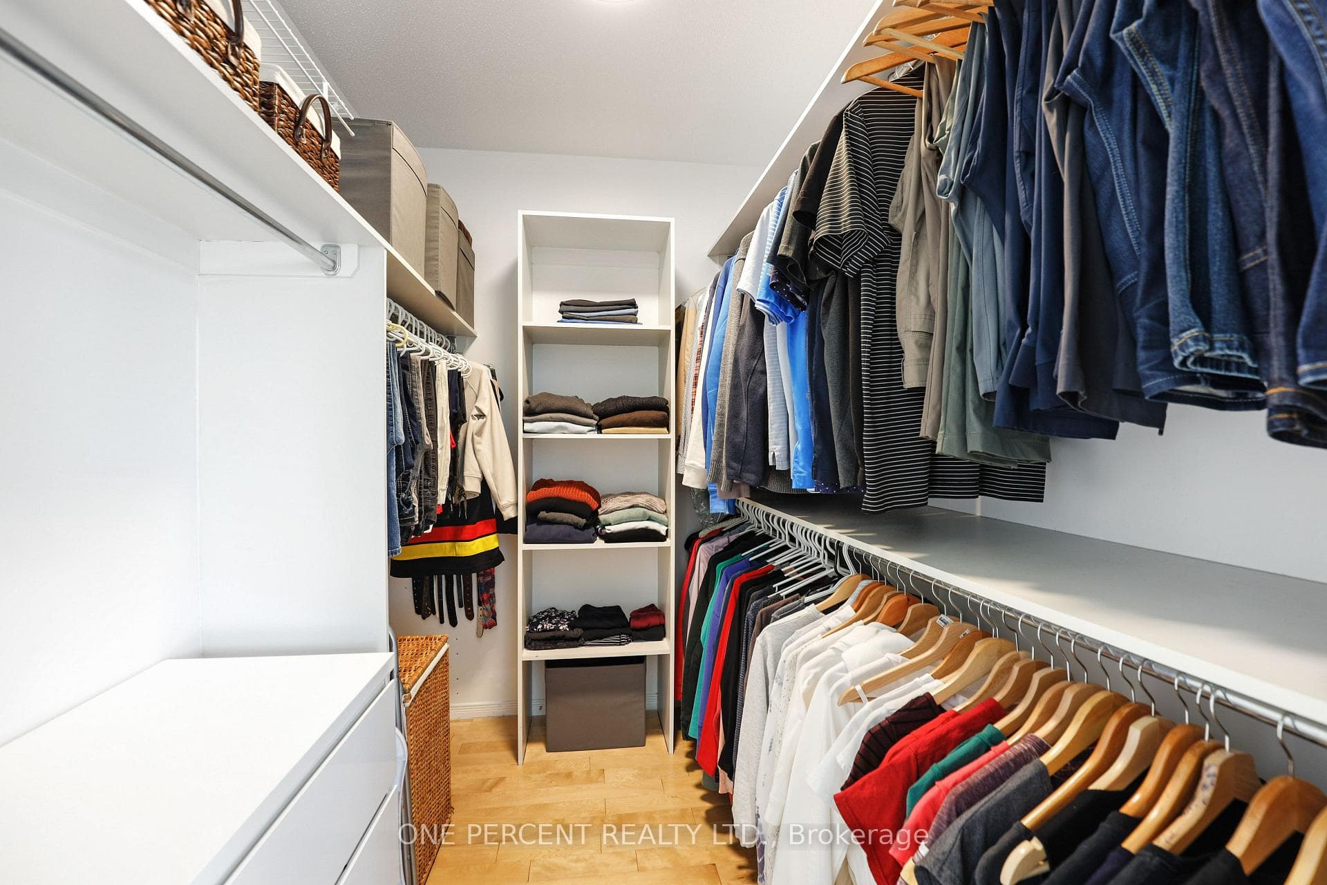 63 Sheppard's Glen Avenue photo 22