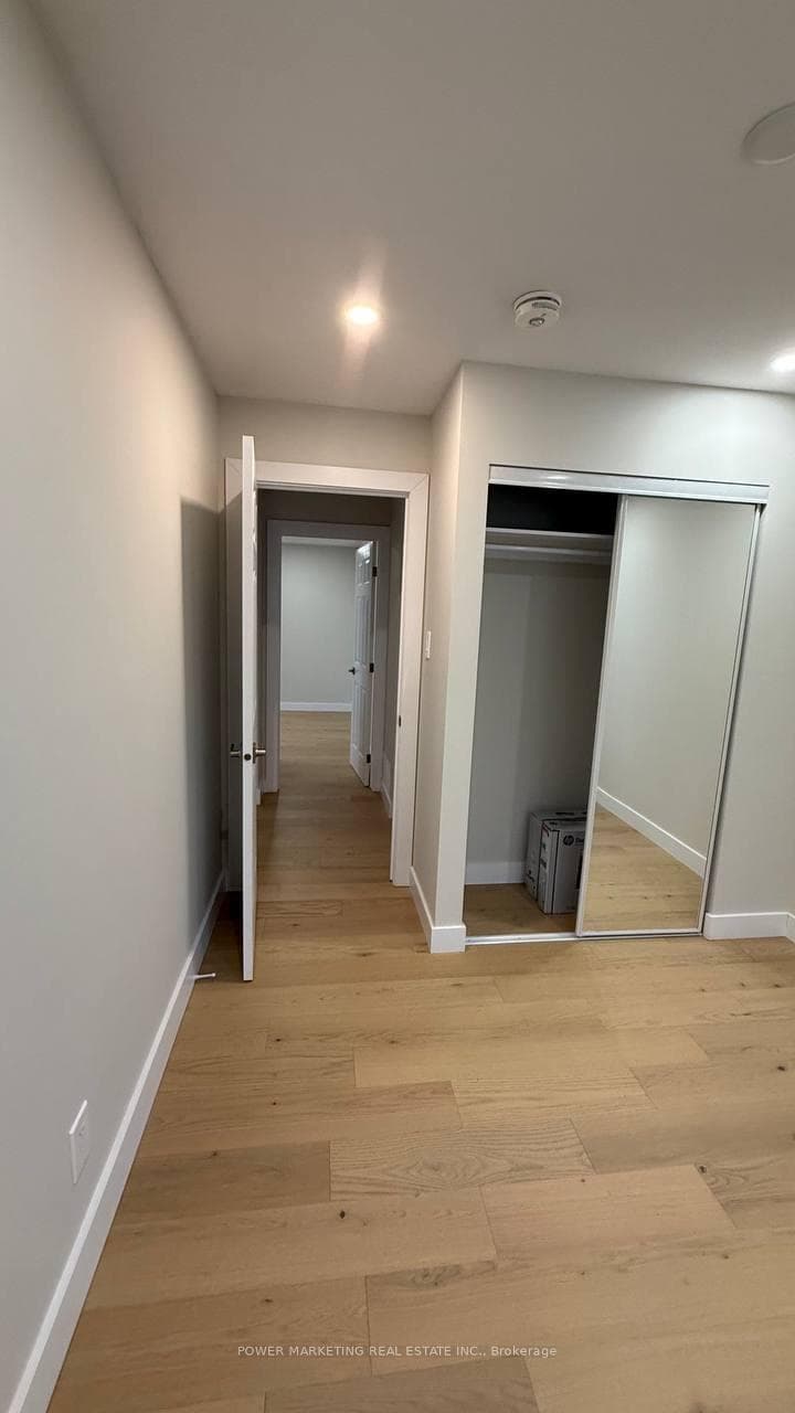 1052 CADBORO Road Unit A photo 9
