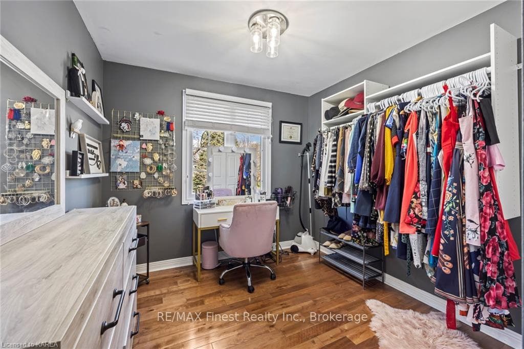 798 DAVIS Drive photo 24