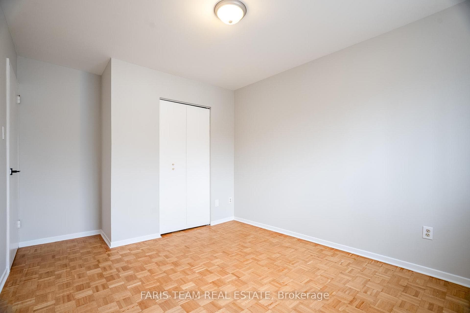 4 Lount Street photo 13