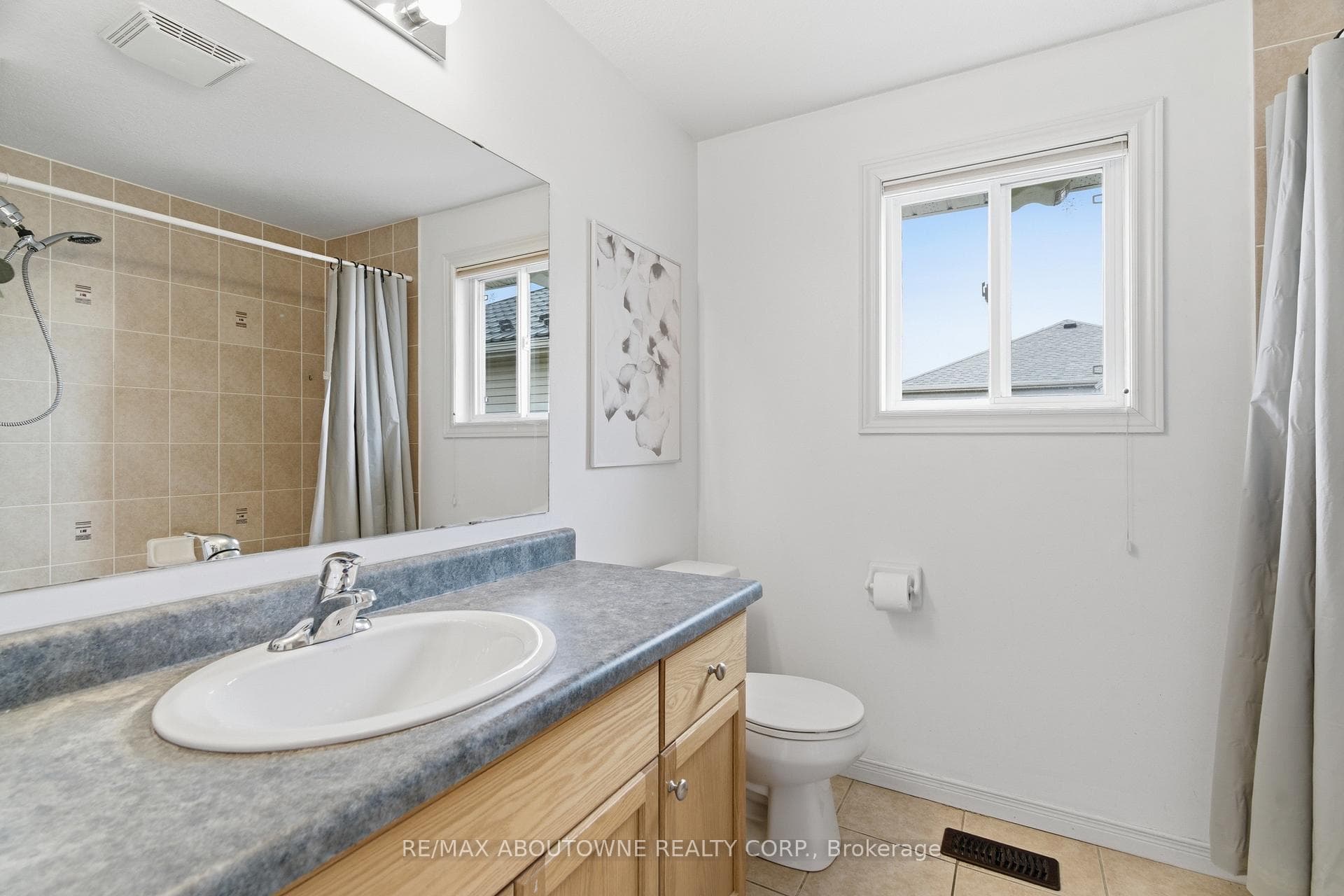 122 Severn Drive photo 33
