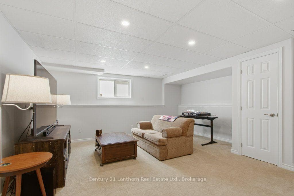 17 Mayhew Drive photo 21