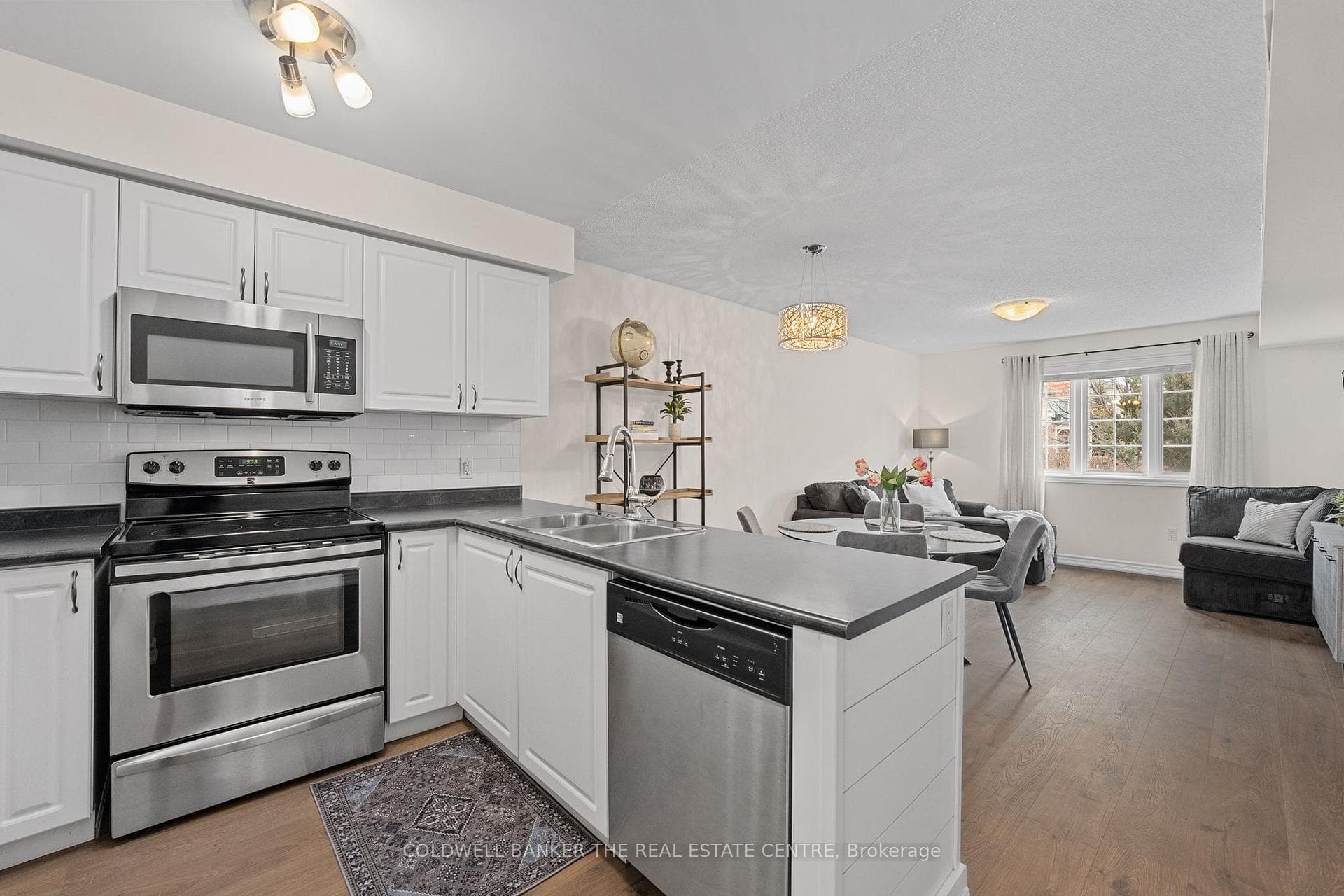 53 Ferndale Drive Unit 1 photo 8