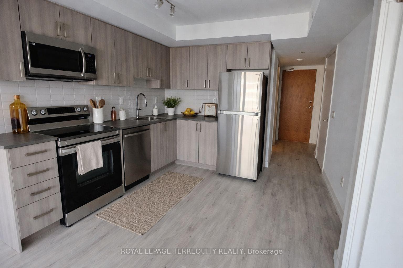 1435 Celebration Drive Unit 2207 photo 2