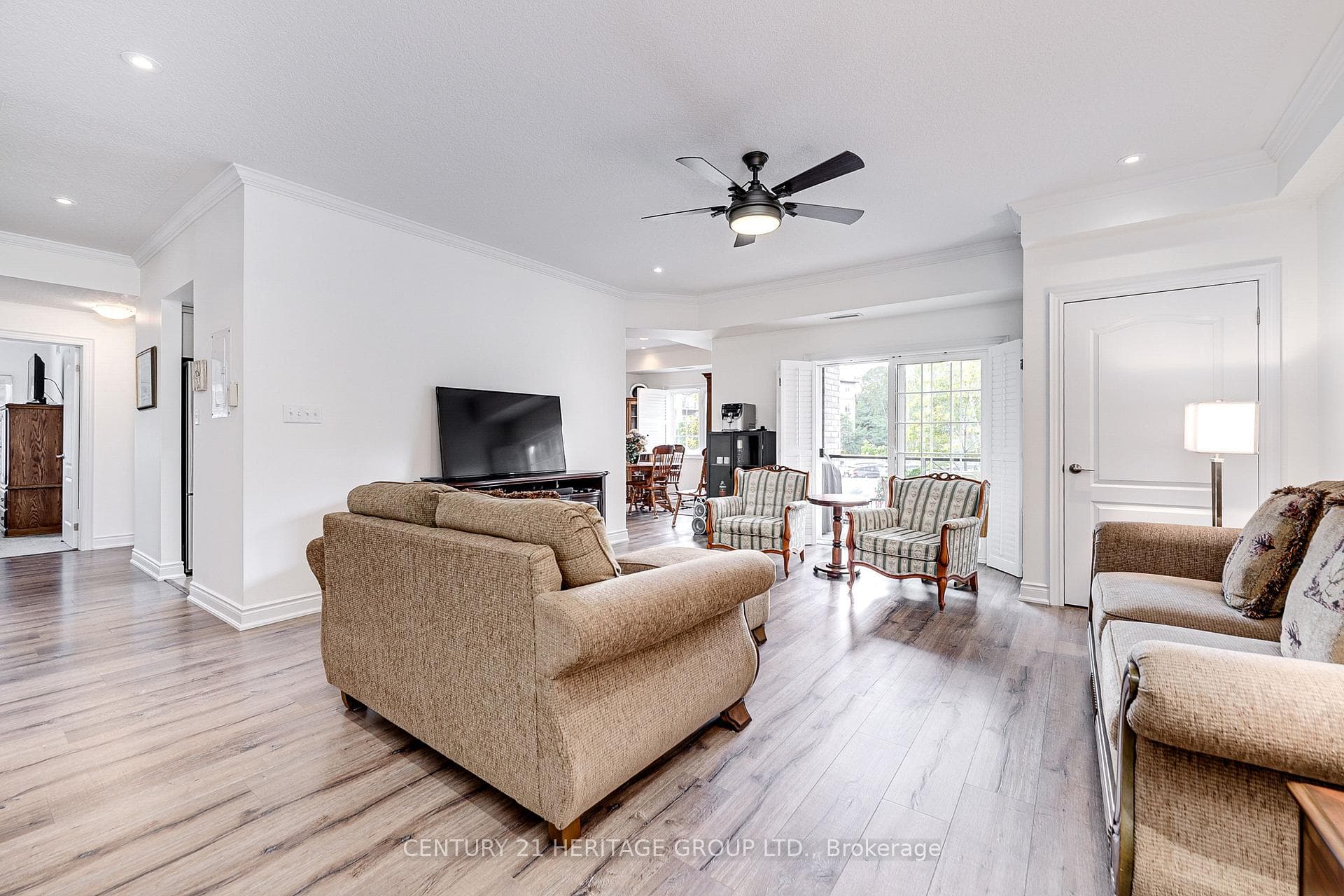 40 Ferndale Drive Unit 111 photo 7