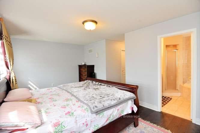 3388 Crimson King Circle photo 31