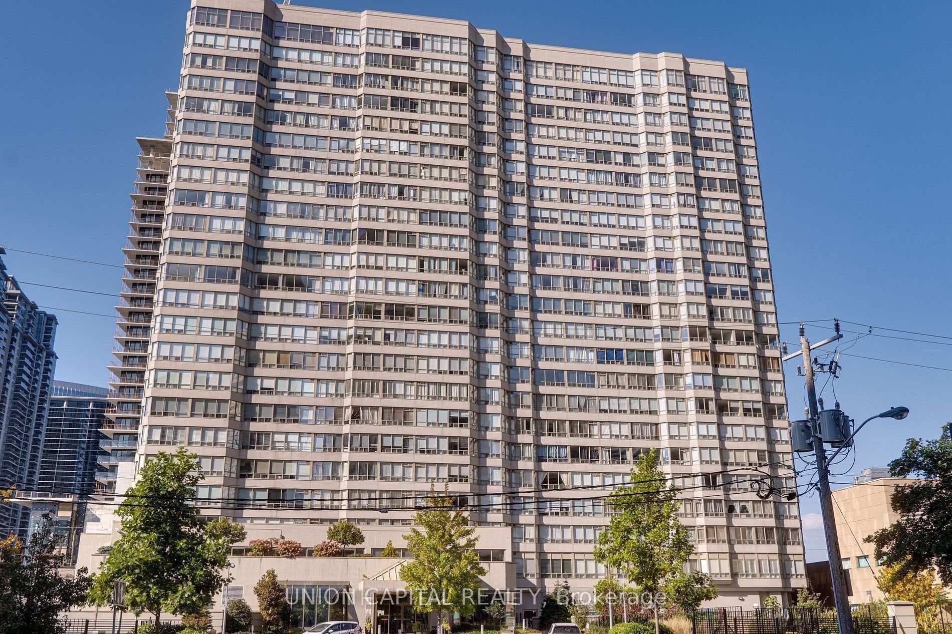 30 Greenfield Avenue Unit 1116 photo 1