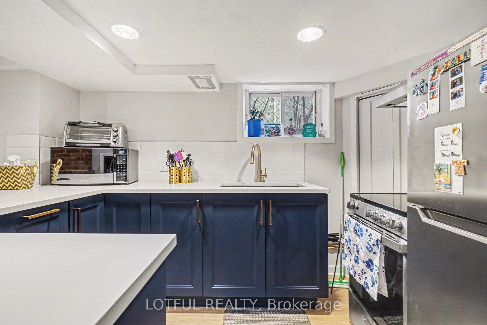 518 Hilson Avenue photo 29