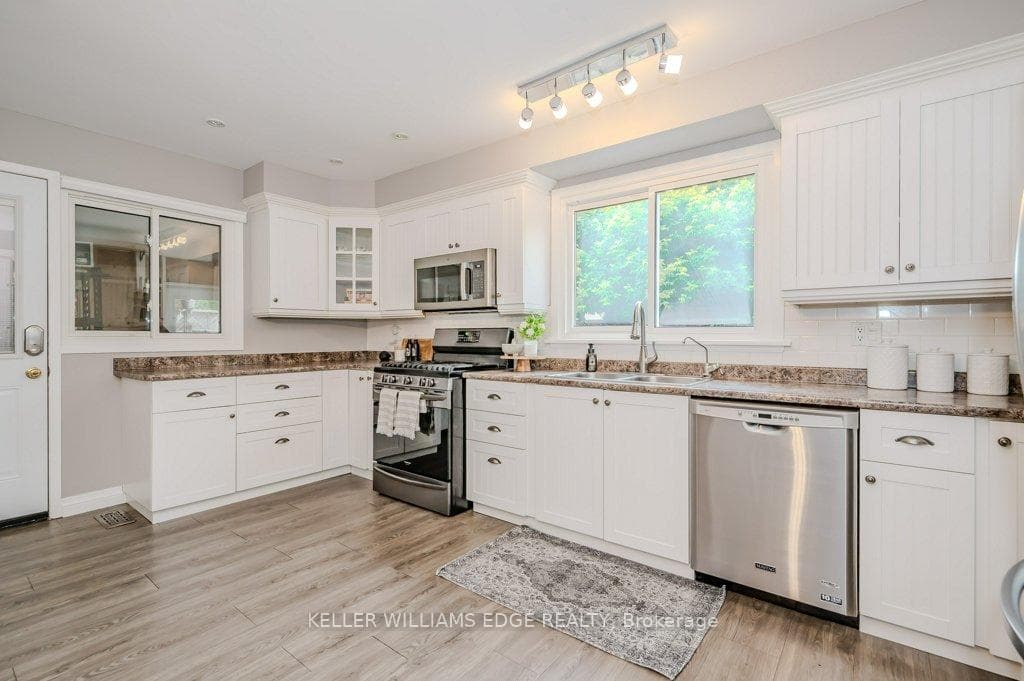 1151 Nottingham Avenue photo 11