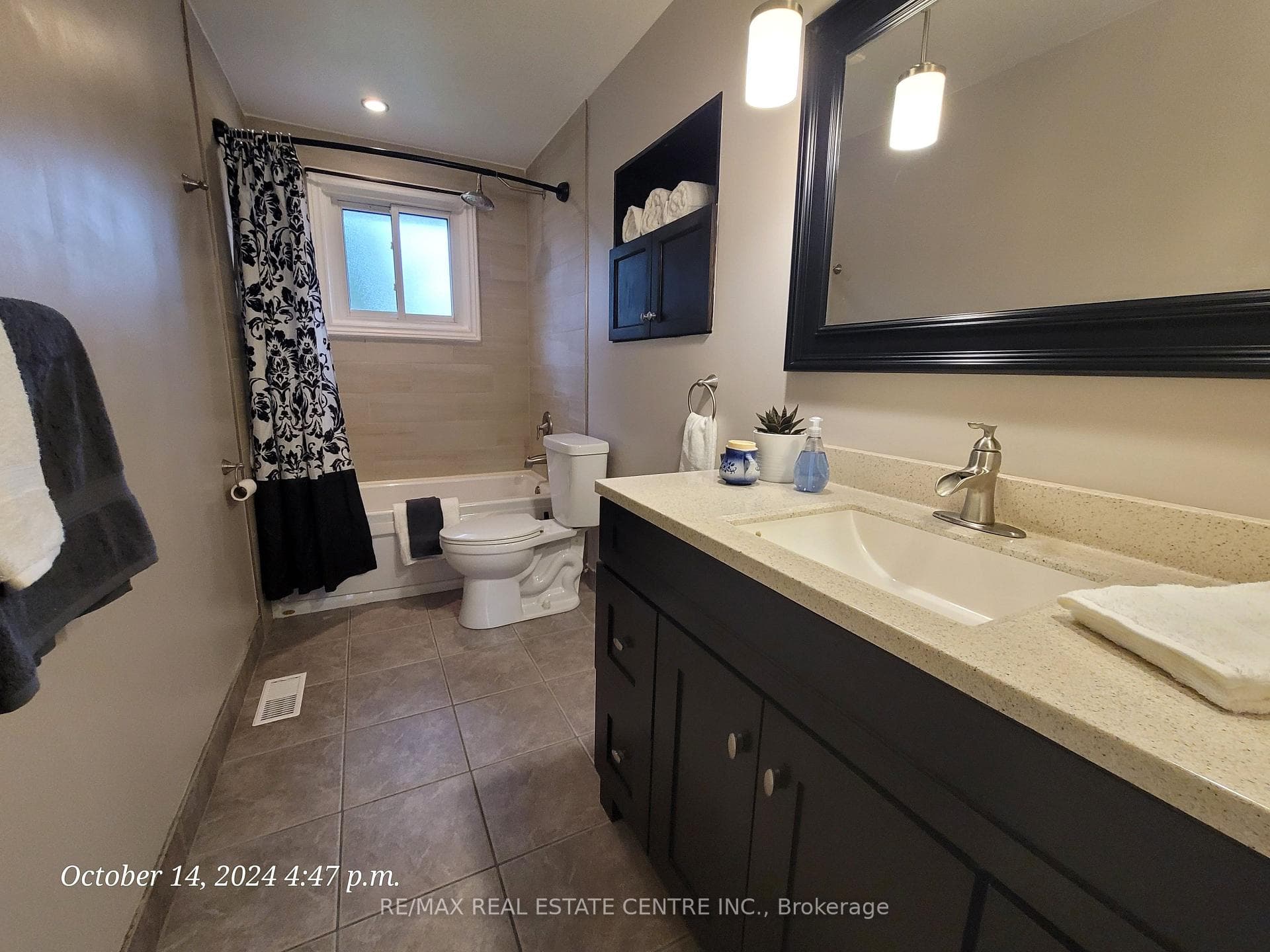 18 Dreger Avenue photo 20
