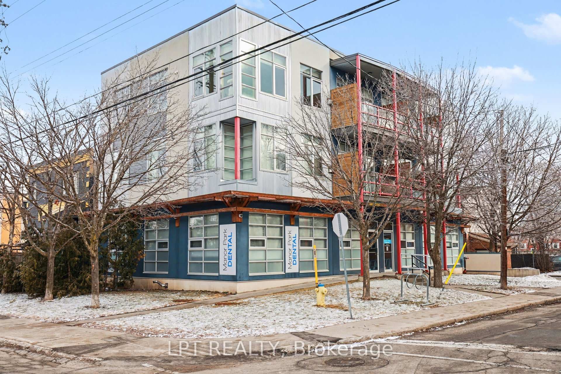 3 Claremont Drive photo 2