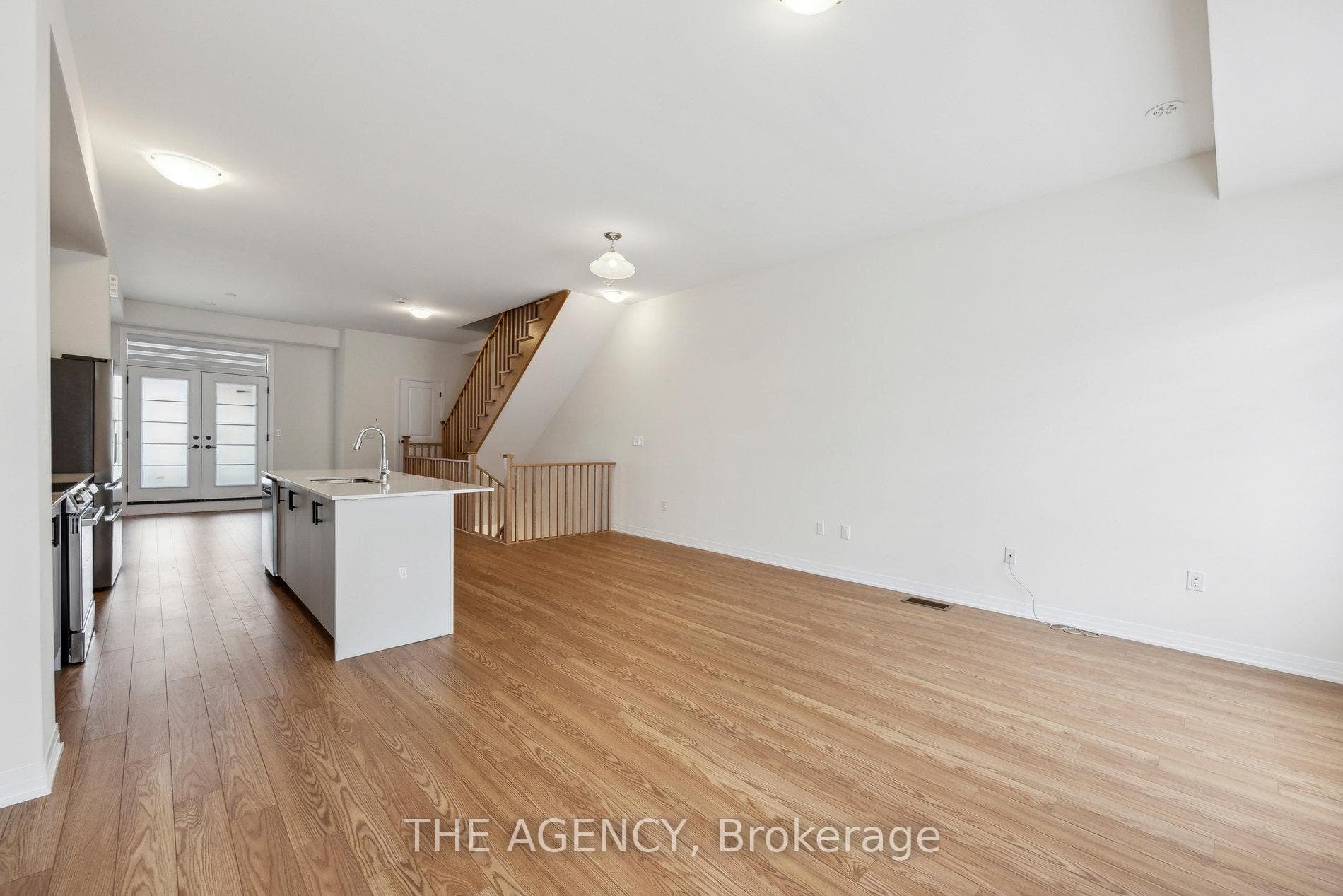 167 De La Roche Drive photo 8