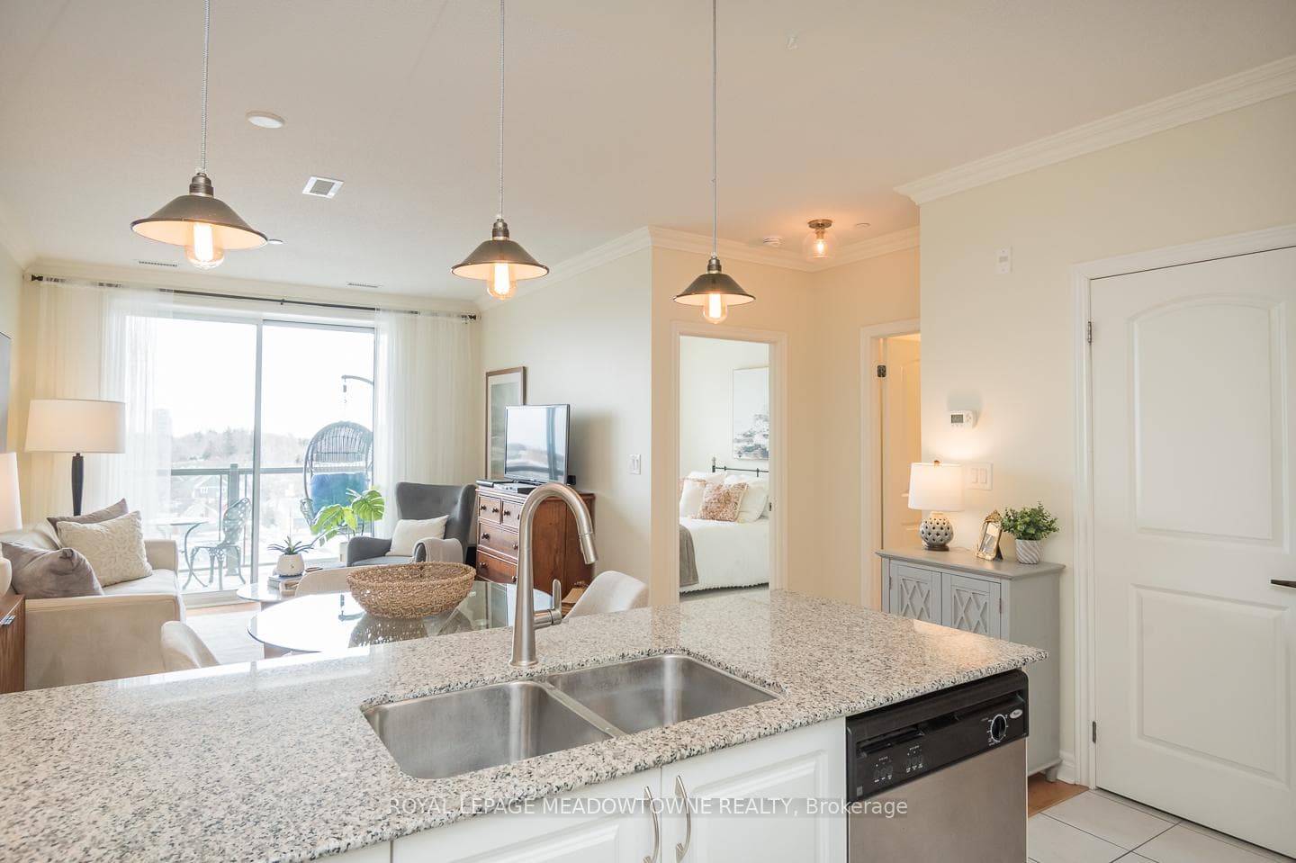 Open view to the dining and living room