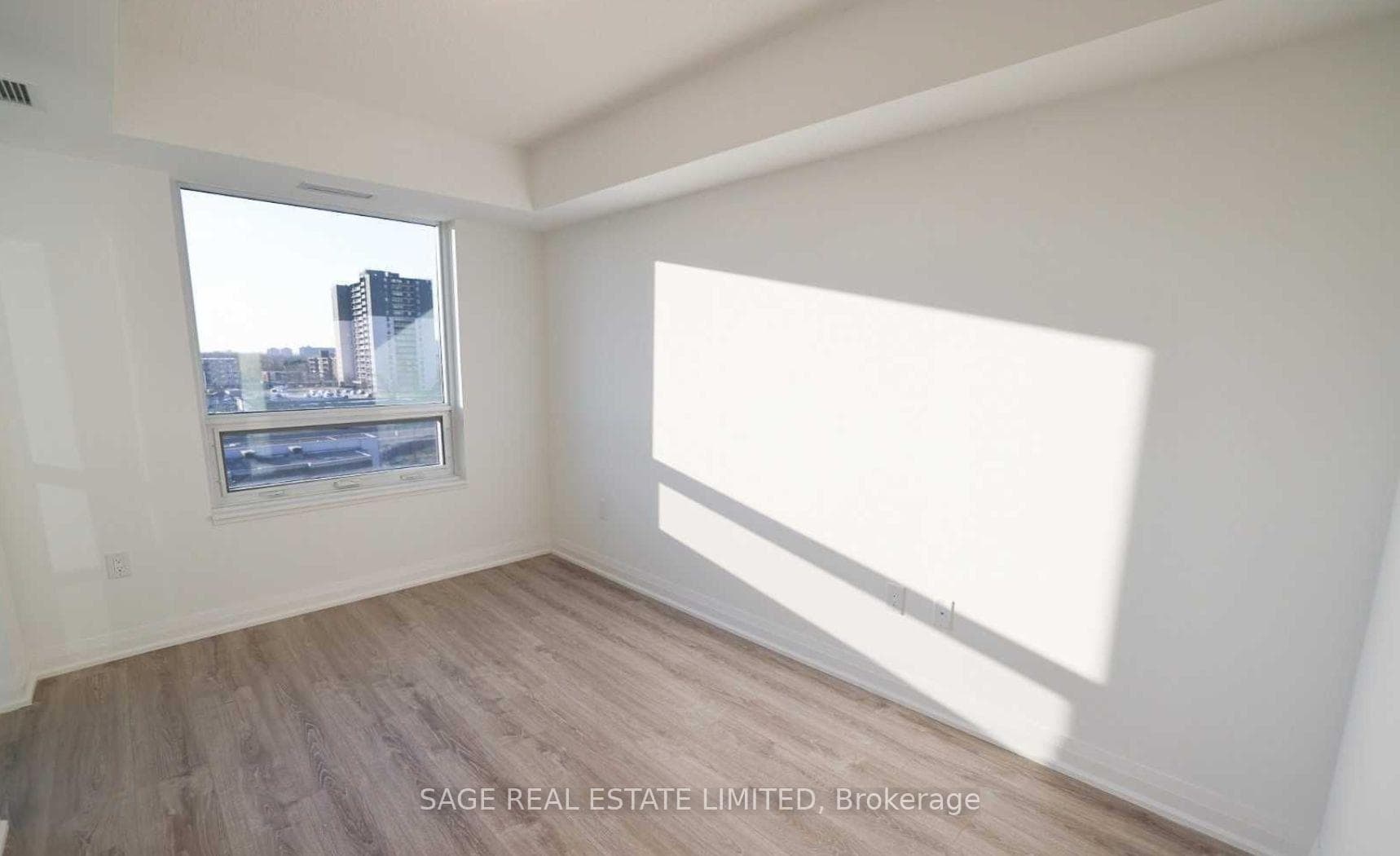 10 Gibbs Road Unit 625 photo 6