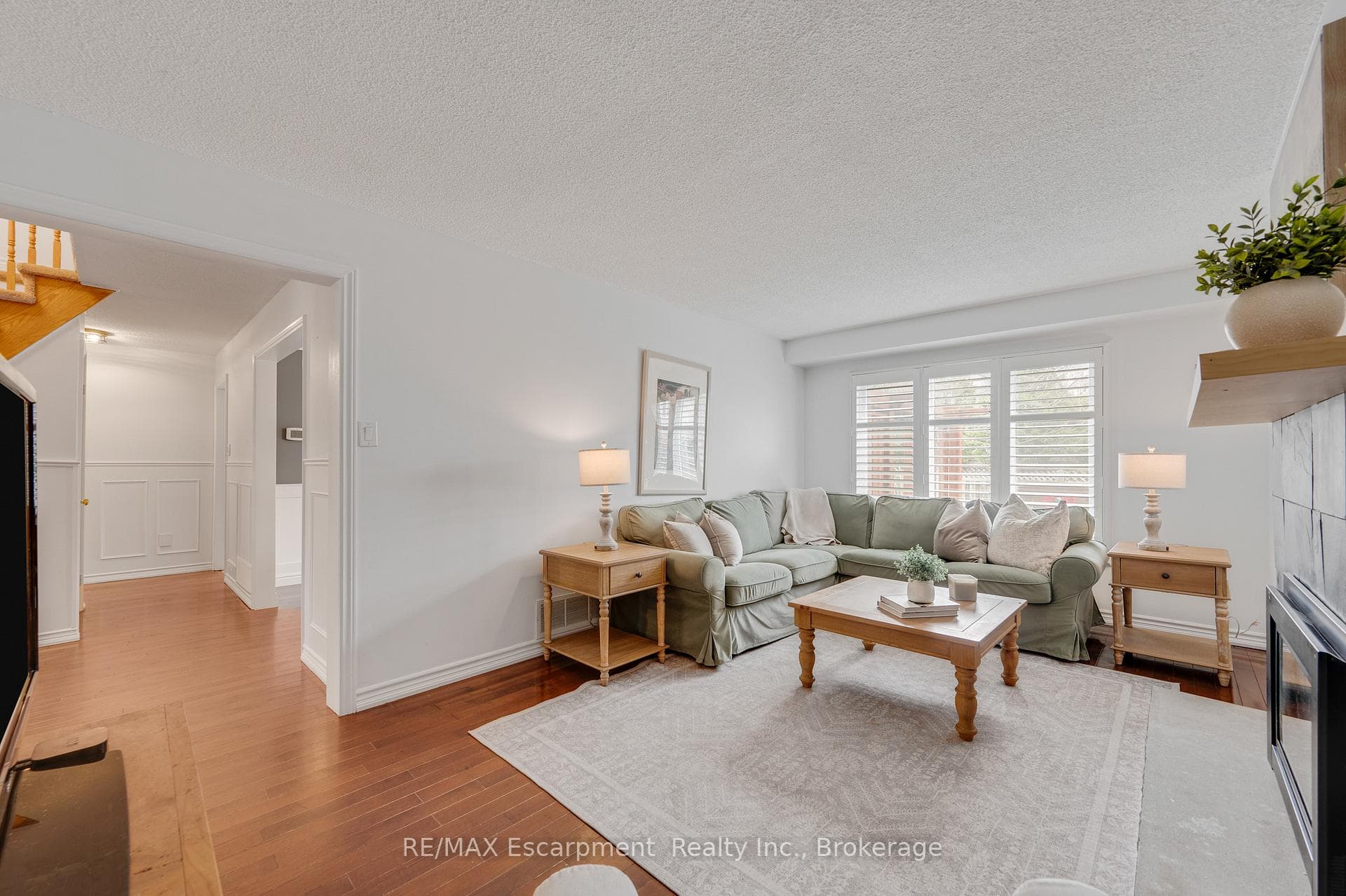 2051 Deer Run Avenue photo 9