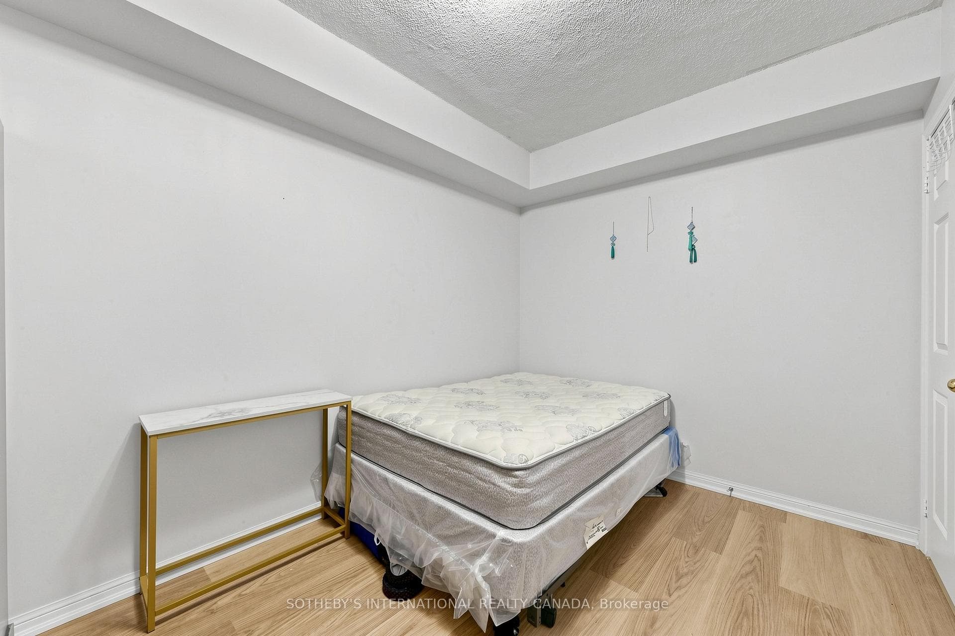 3035 Finch Avenue Unit 2012 photo 15