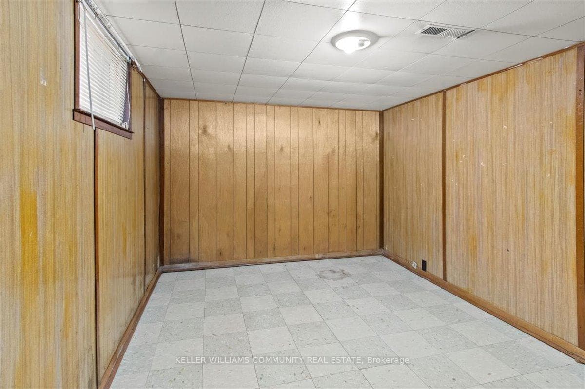 5th Bedroom (Basement)