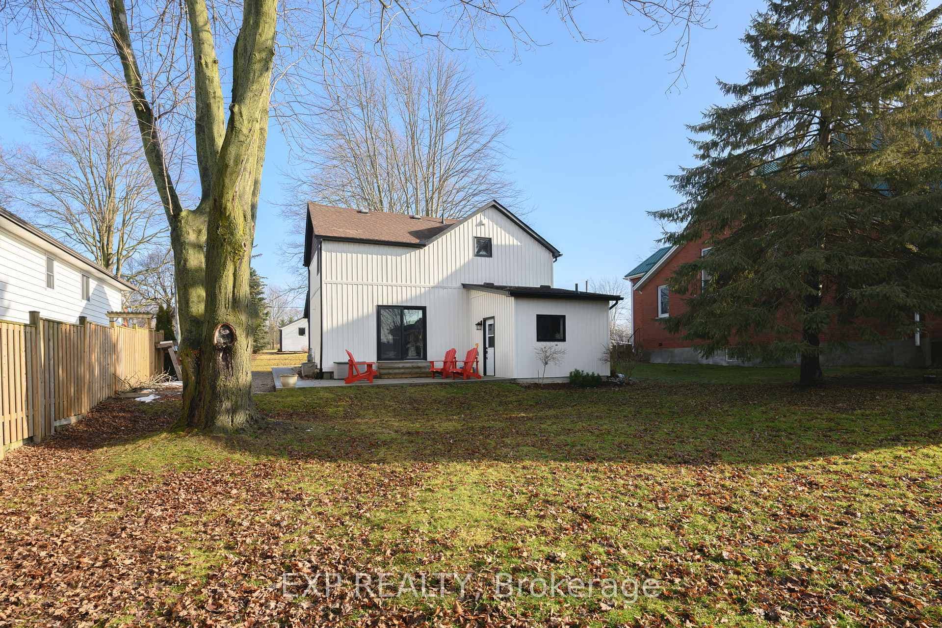 164 Nancy Street photo 26