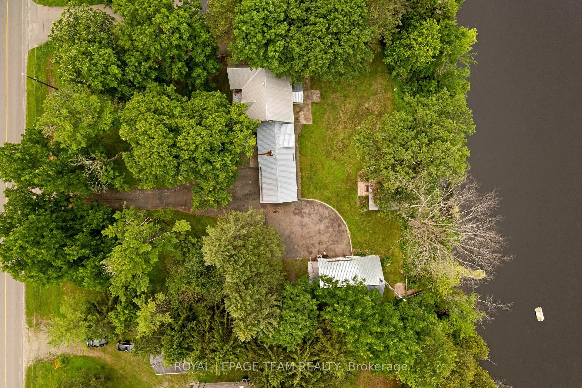 715 River Road photo 40