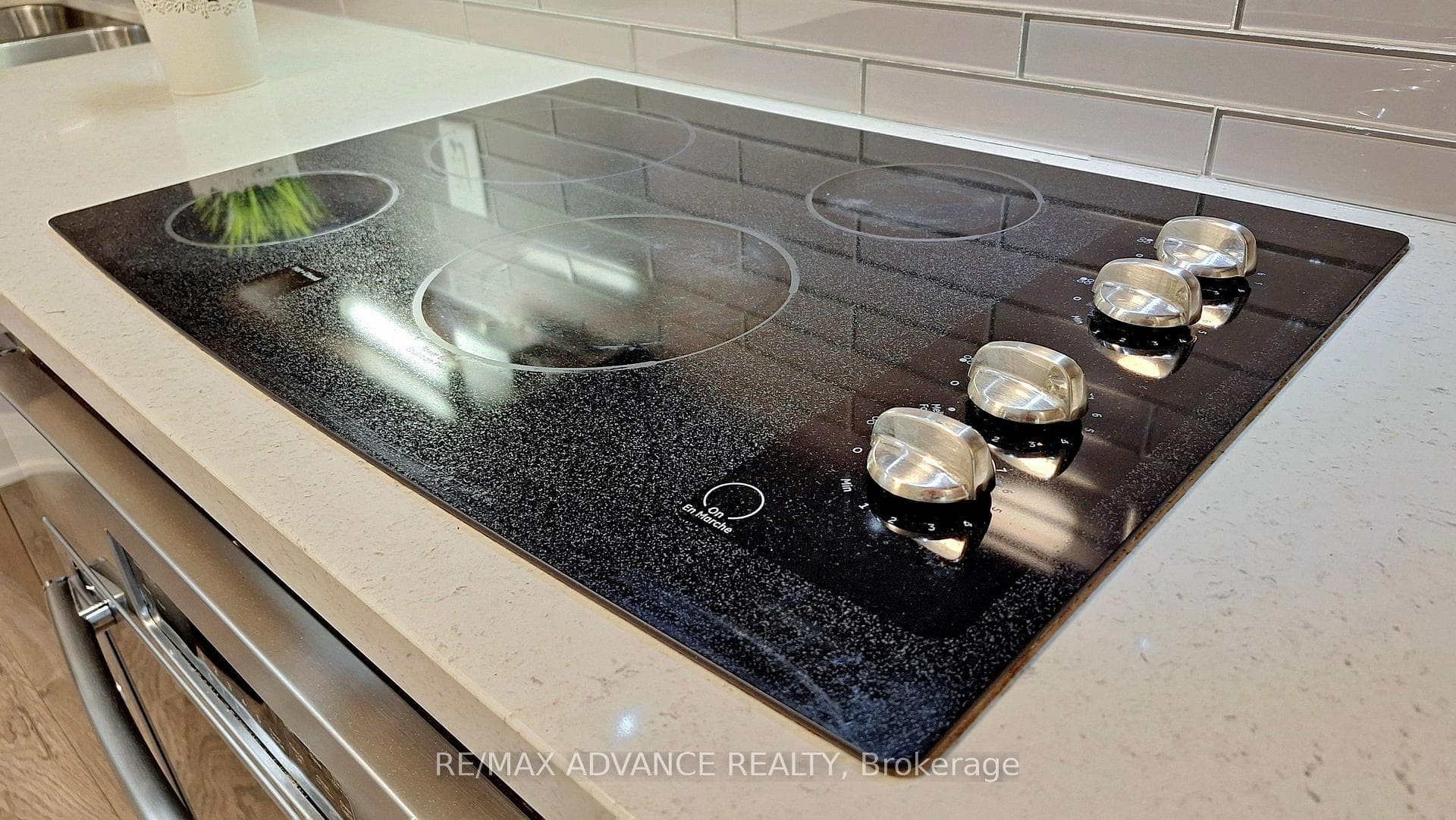 18 Uptown Drive Unit 210 photo 17