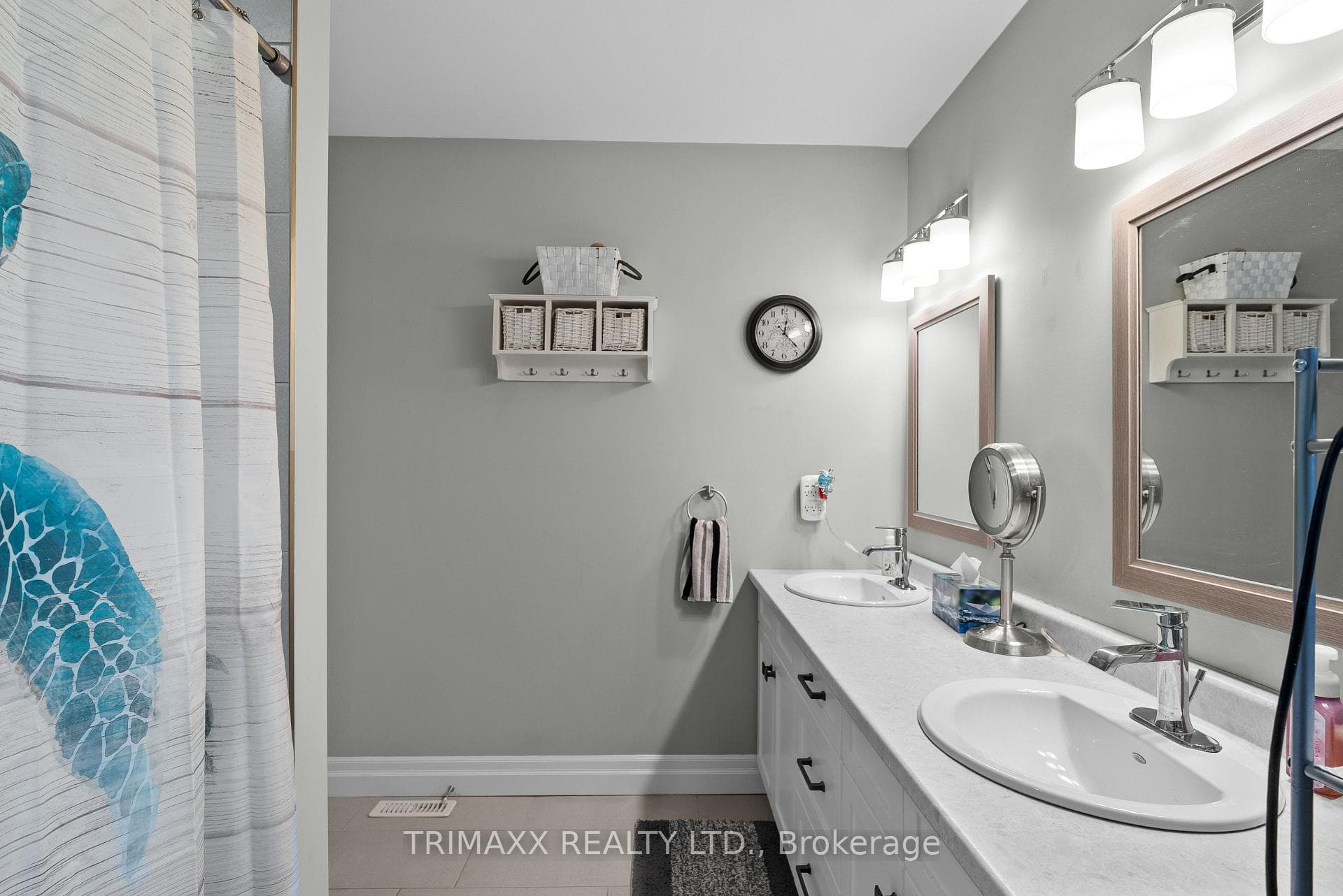 31 Thames Springs Crescent photo 24