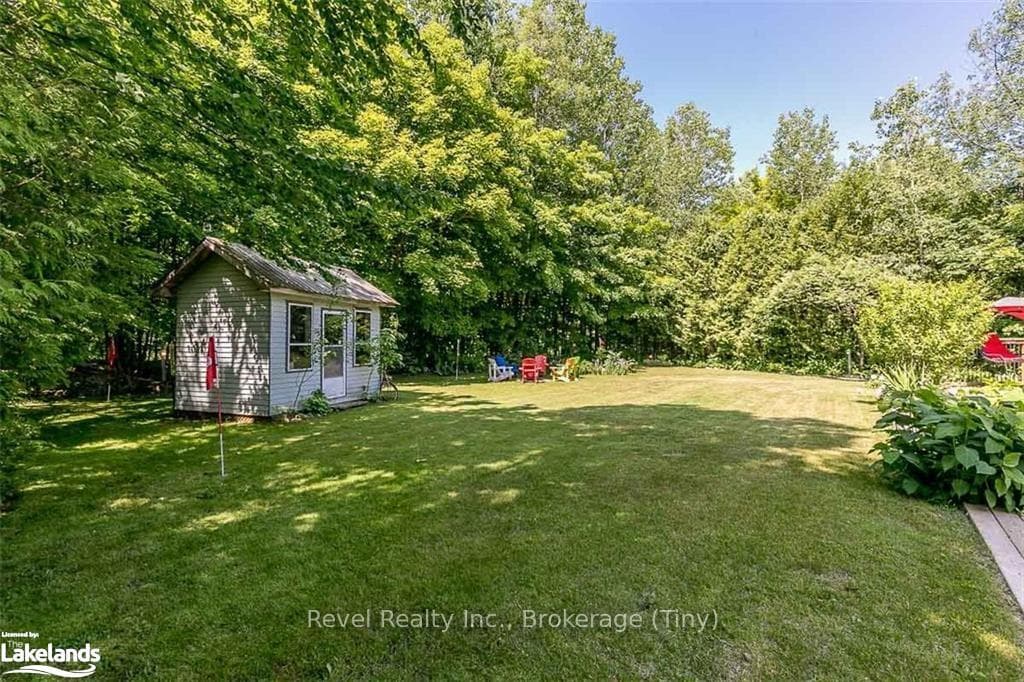 2440 CHAMPLAIN Road photo 26