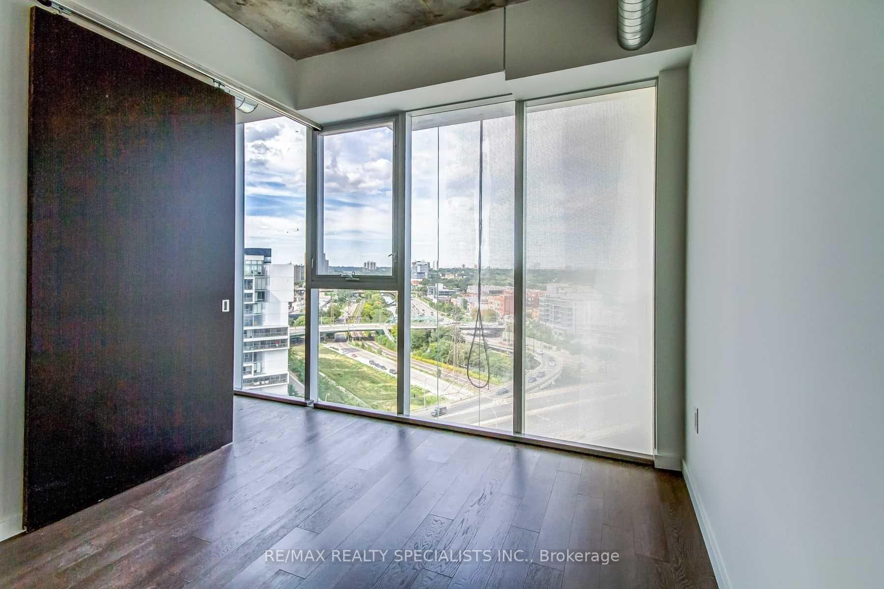 170 Bayview Avenue Unit 1405 photo 18