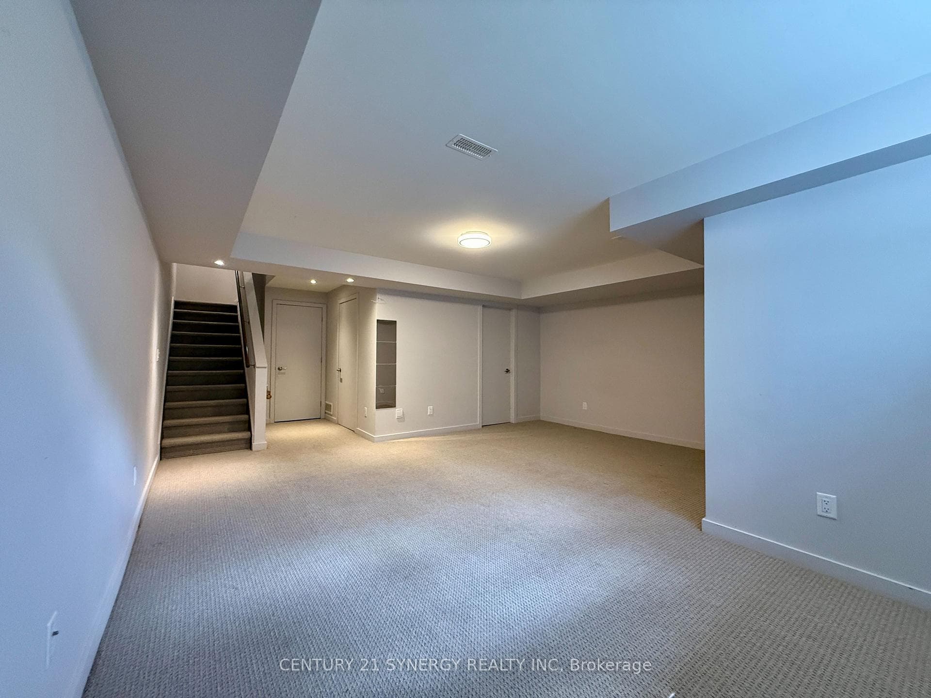 671 Odyssey Way photo 31