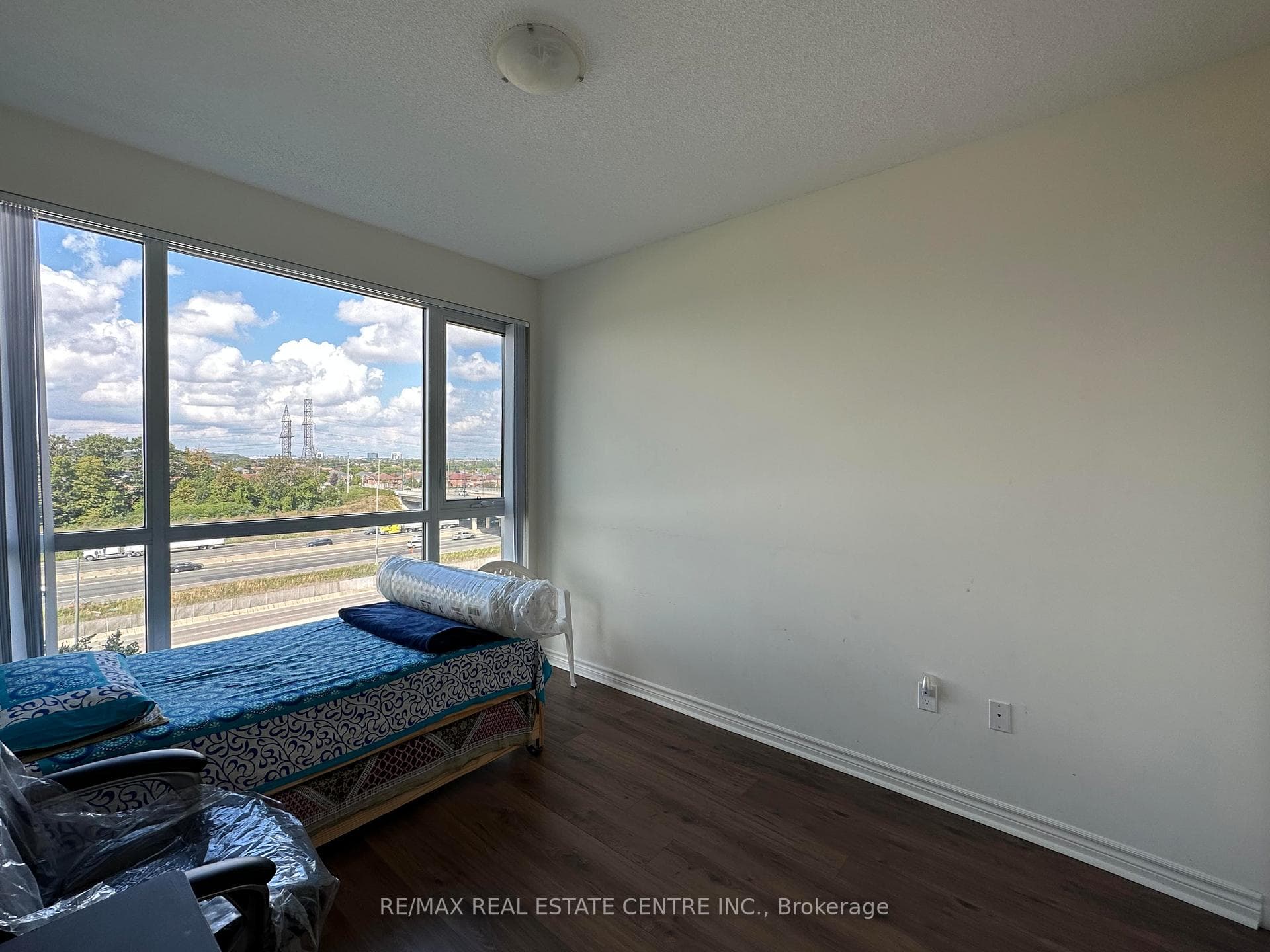 349 Rathburn Road Unit 803 photo 7