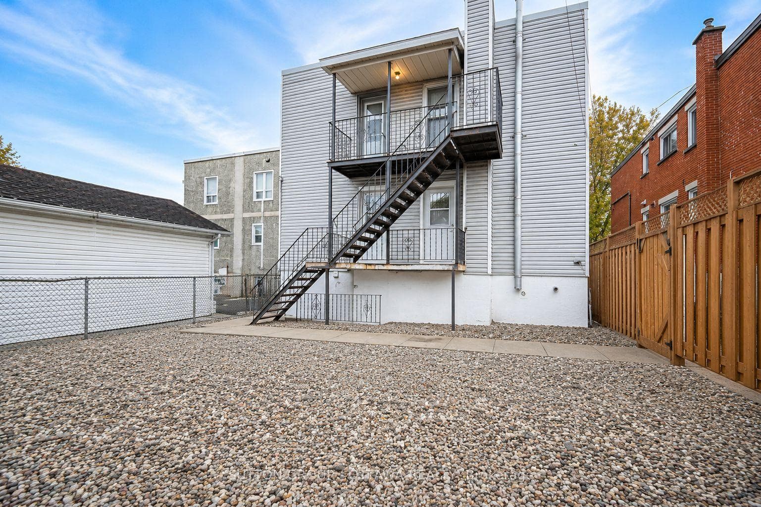 154-156 Dagmar Avenue photo 31