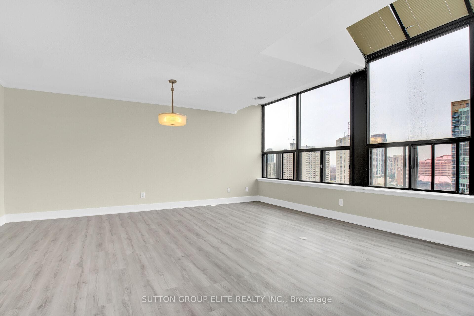 200 Robert Speck Parkway Unit 5 photo 14