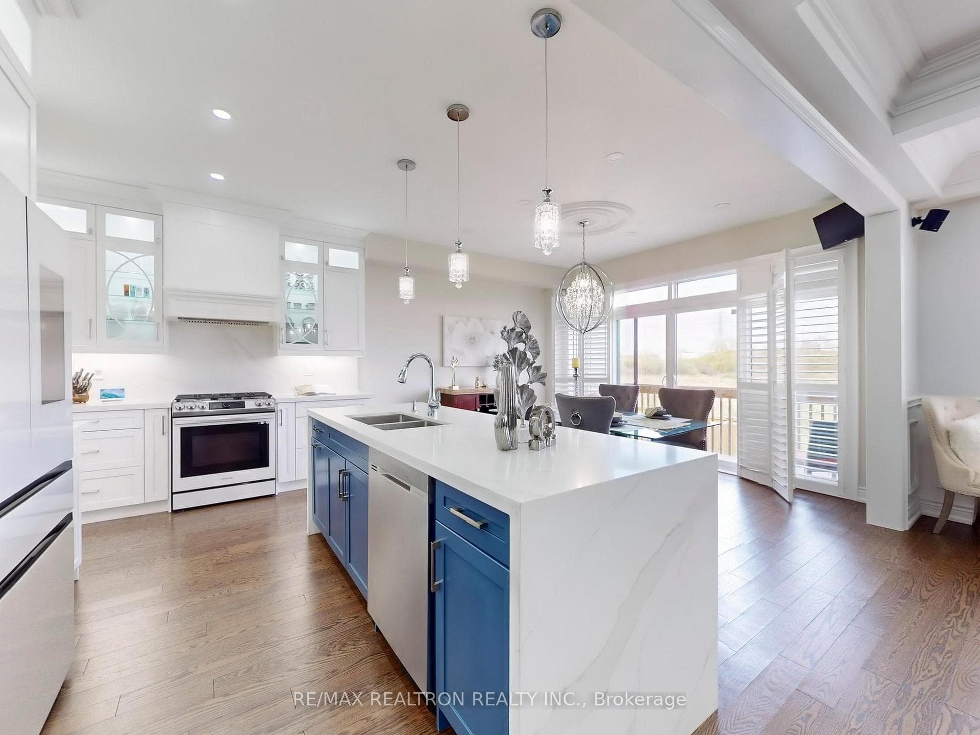 27 Yacht Drive photo 16