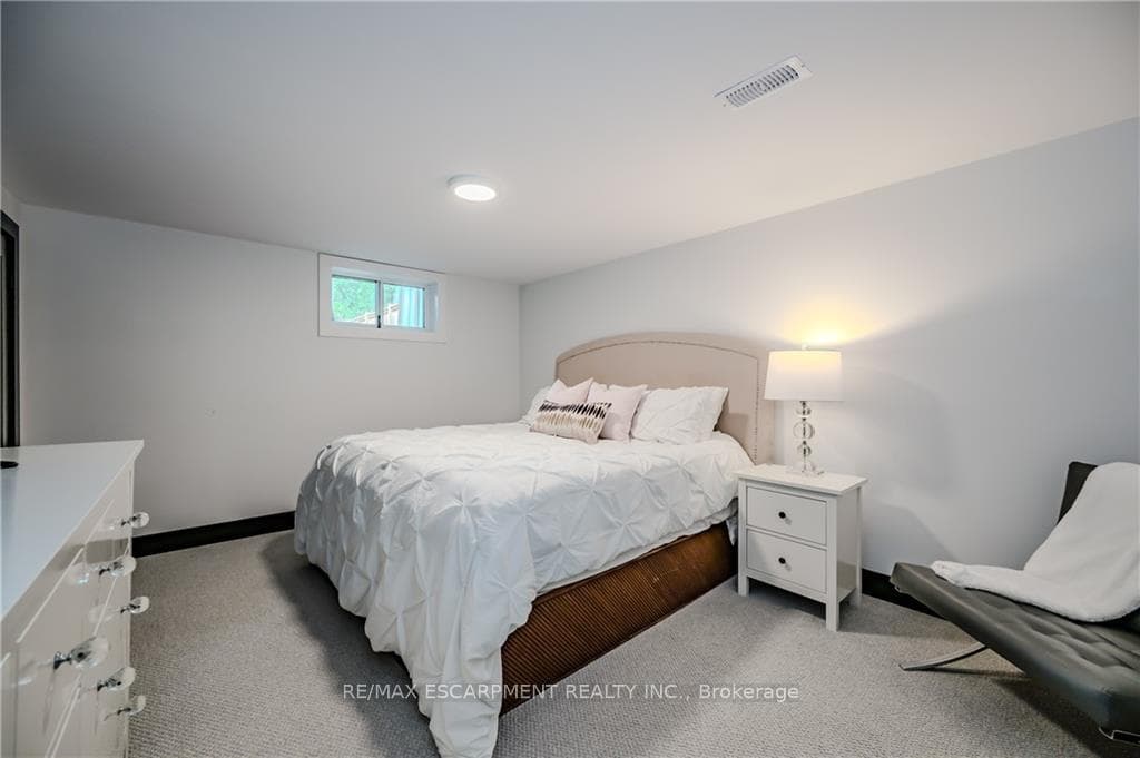 2155 Mountainside Drive photo 27