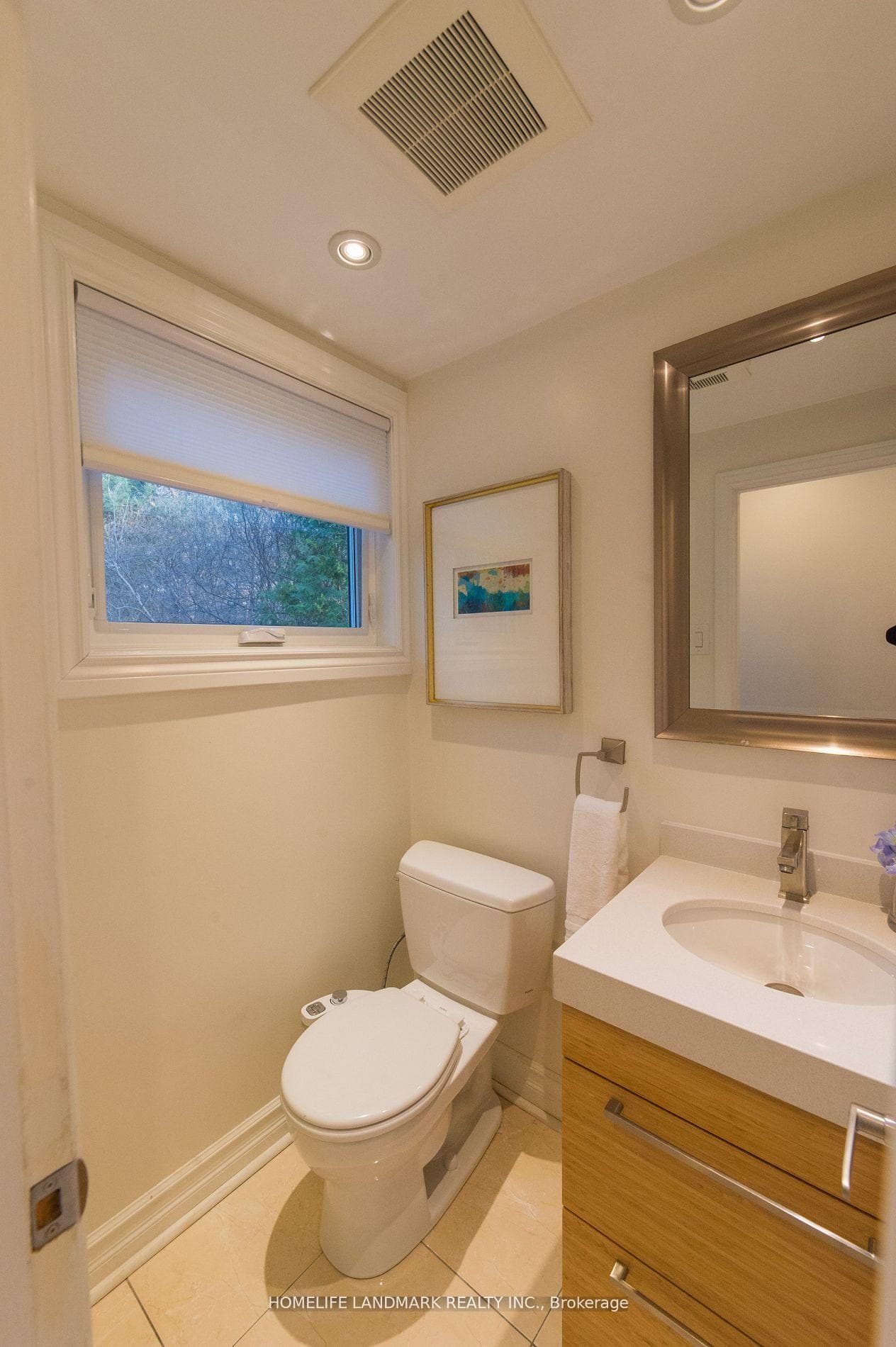 14 Lehar Crescent photo 9