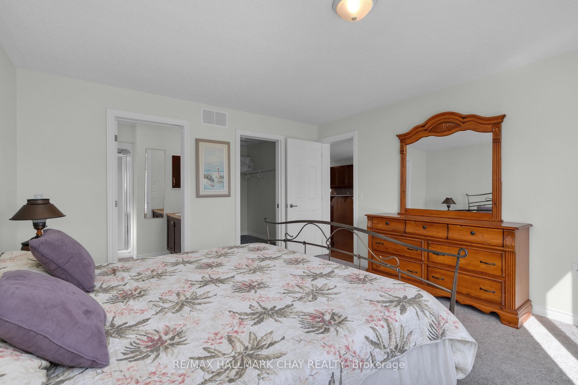 27 North Carolina Avenue photo 15