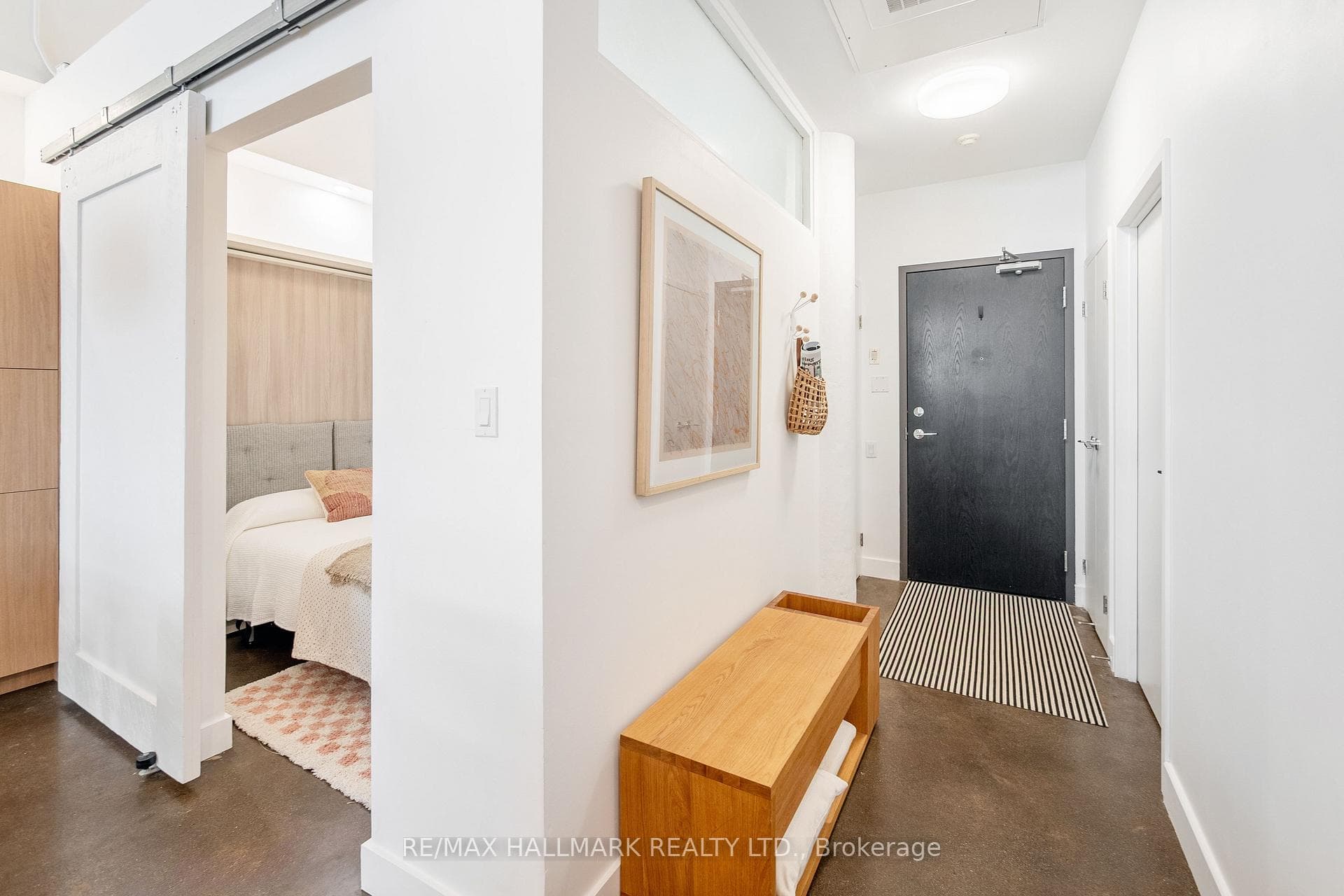 233 Carlaw Avenue Unit 406 photo 31