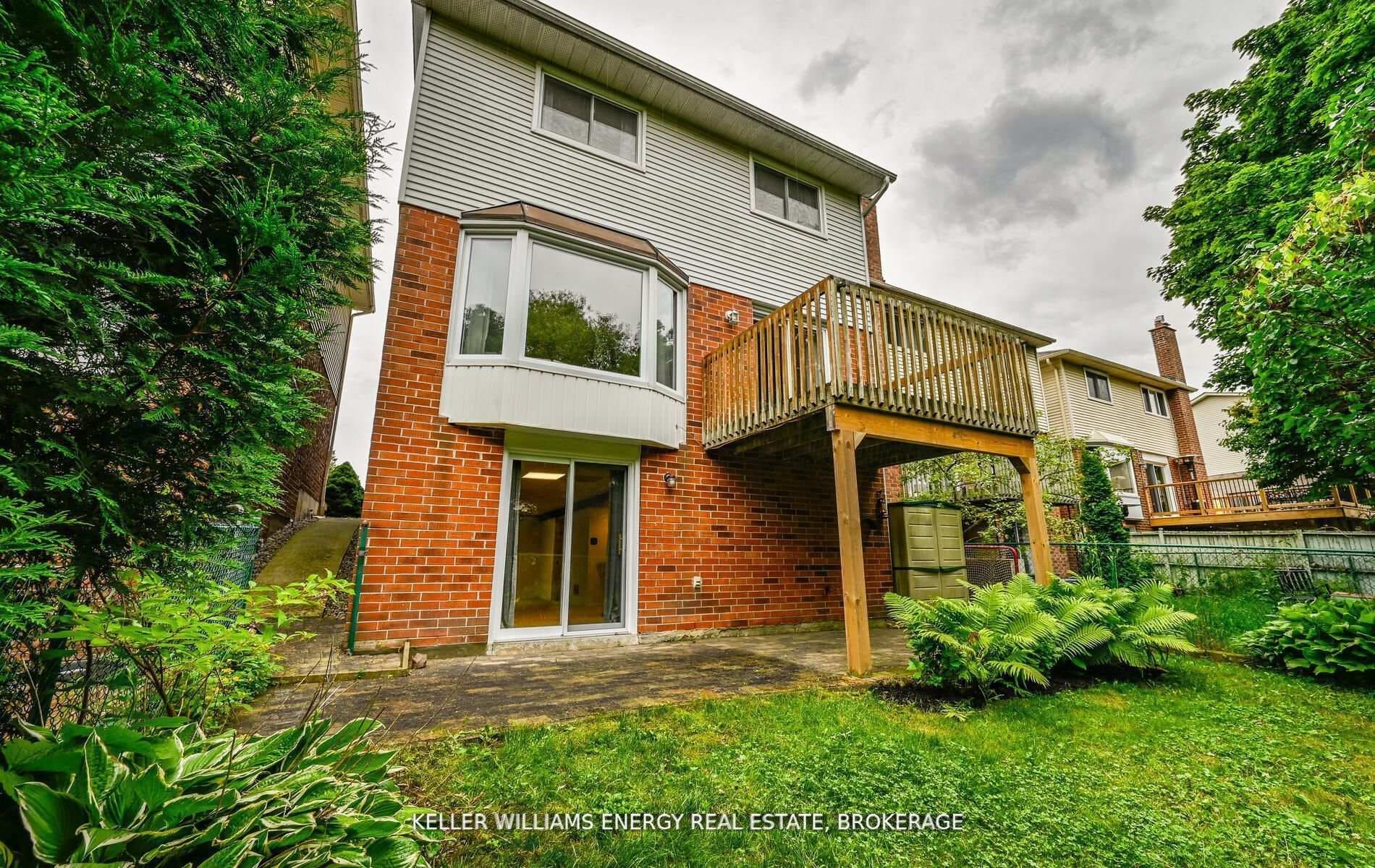 22 Maberley Crescent photo 32