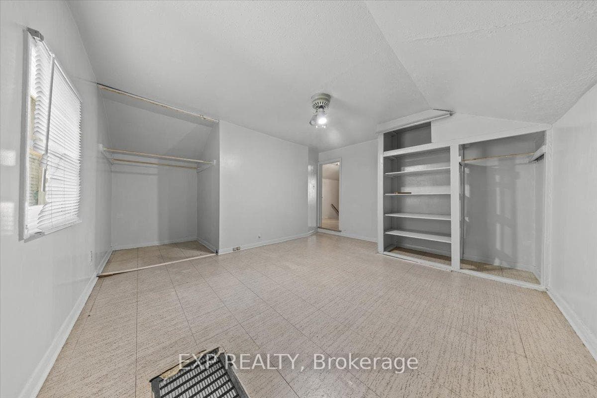 198 Hinchey Avenue photo 24