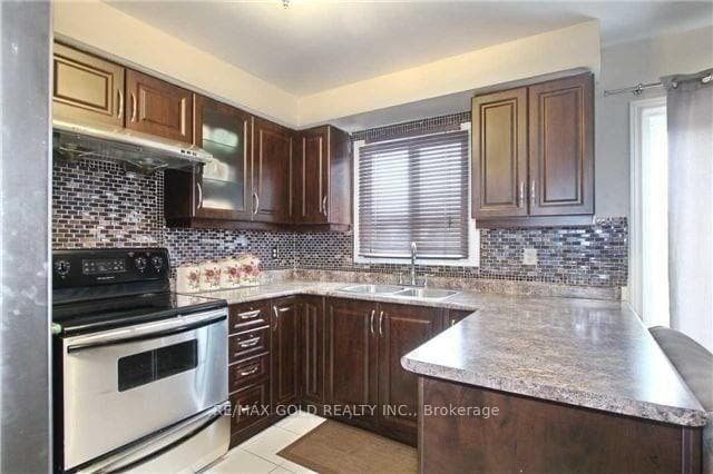 59 Meadowlark Drive photo 6