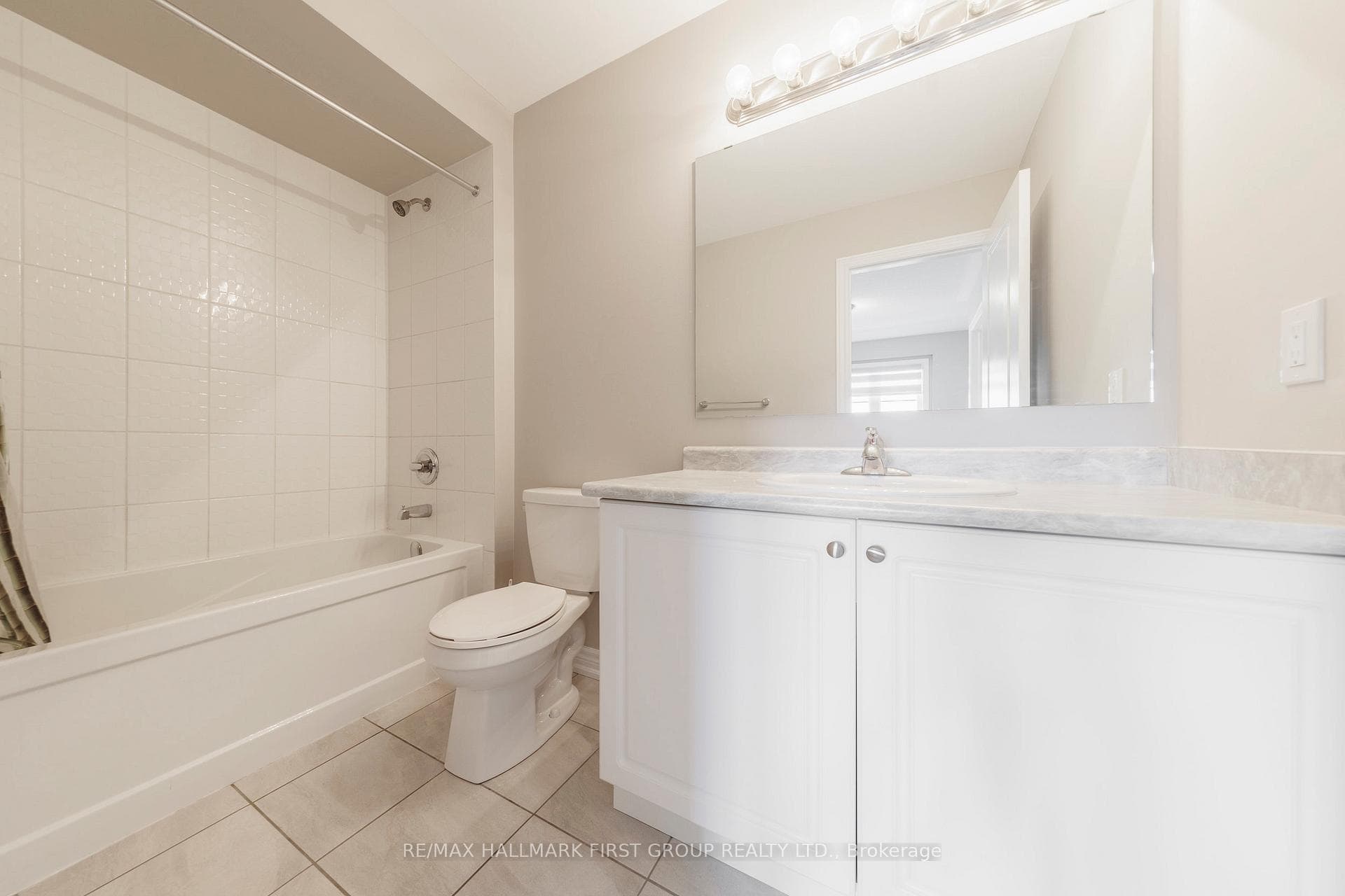 2482 Hibiscus Drive photo 22