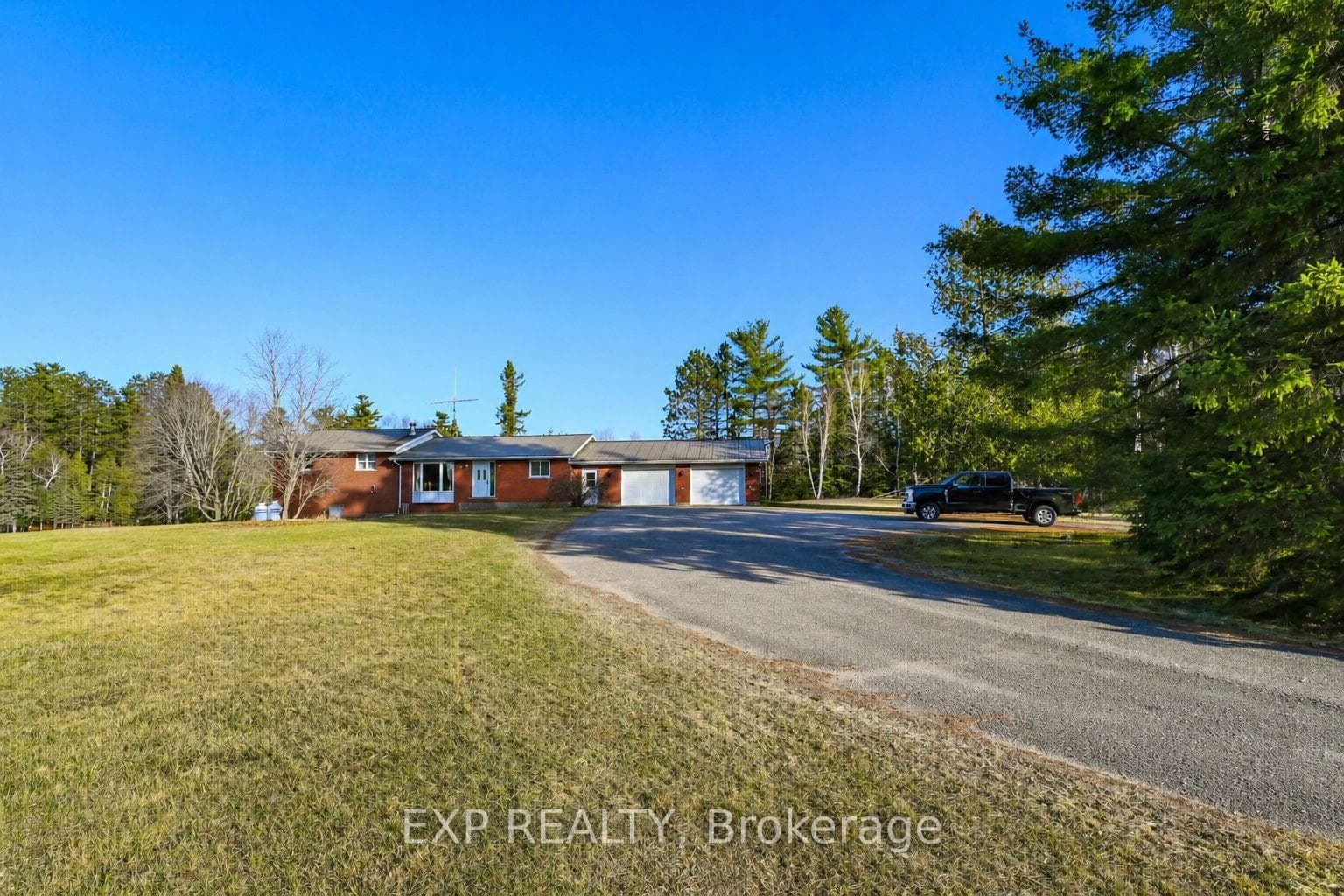 573 A Evergreen Lane photo 36