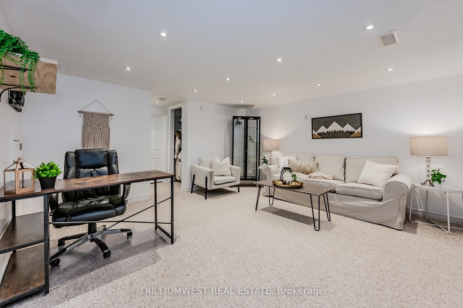 283 Spadina Road photo 22