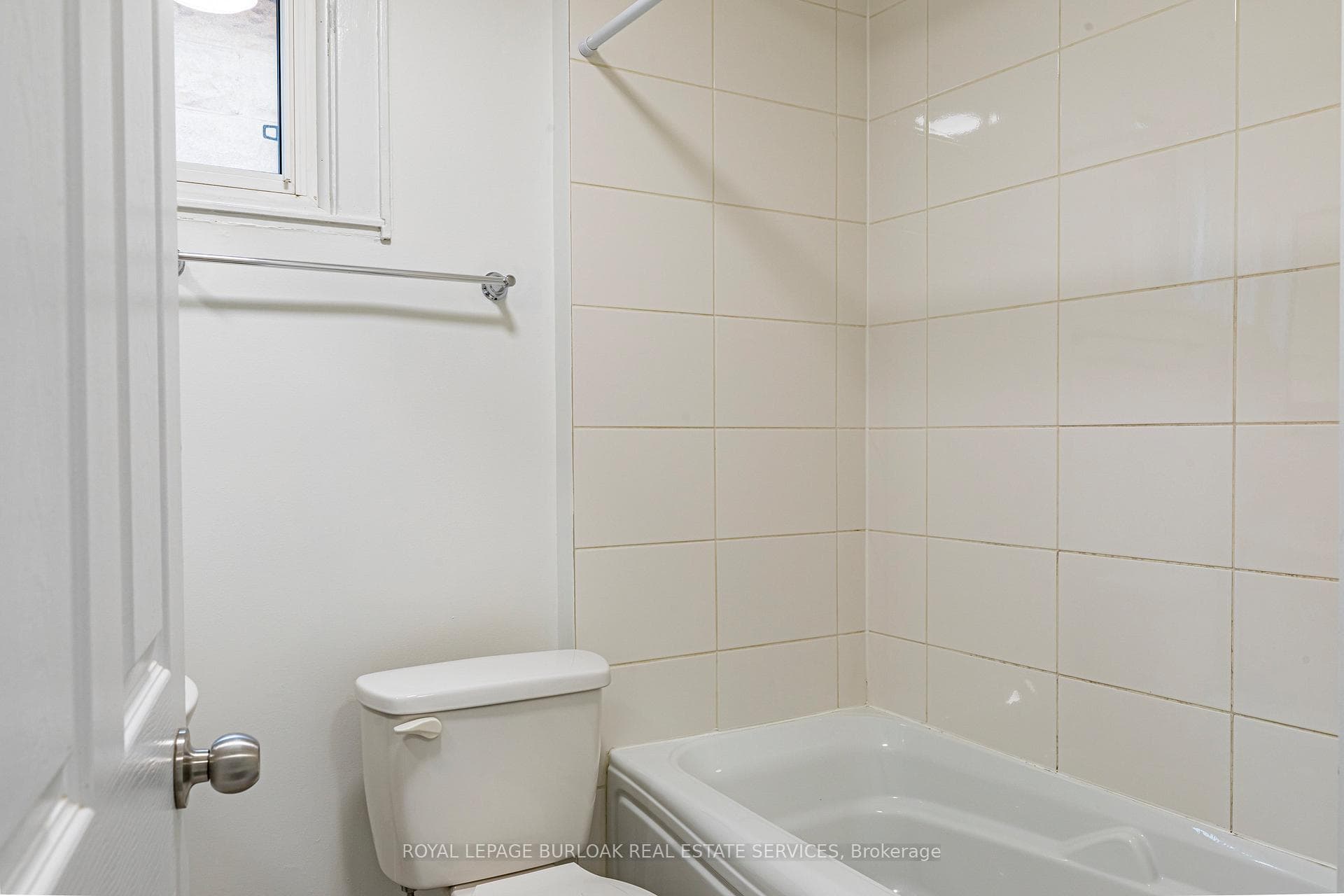 22 Myrtle Avenue photo 32