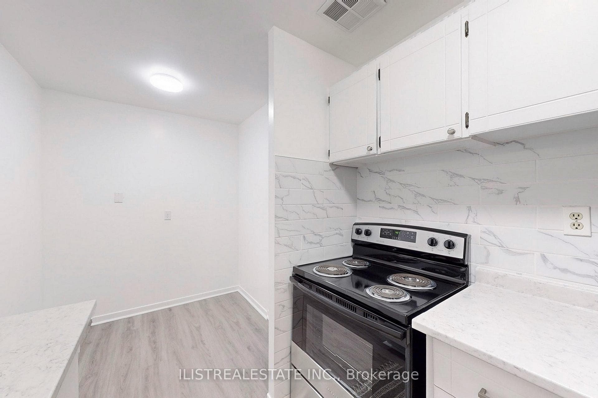 1200 Bridletowne Circle Unit 306 photo 11