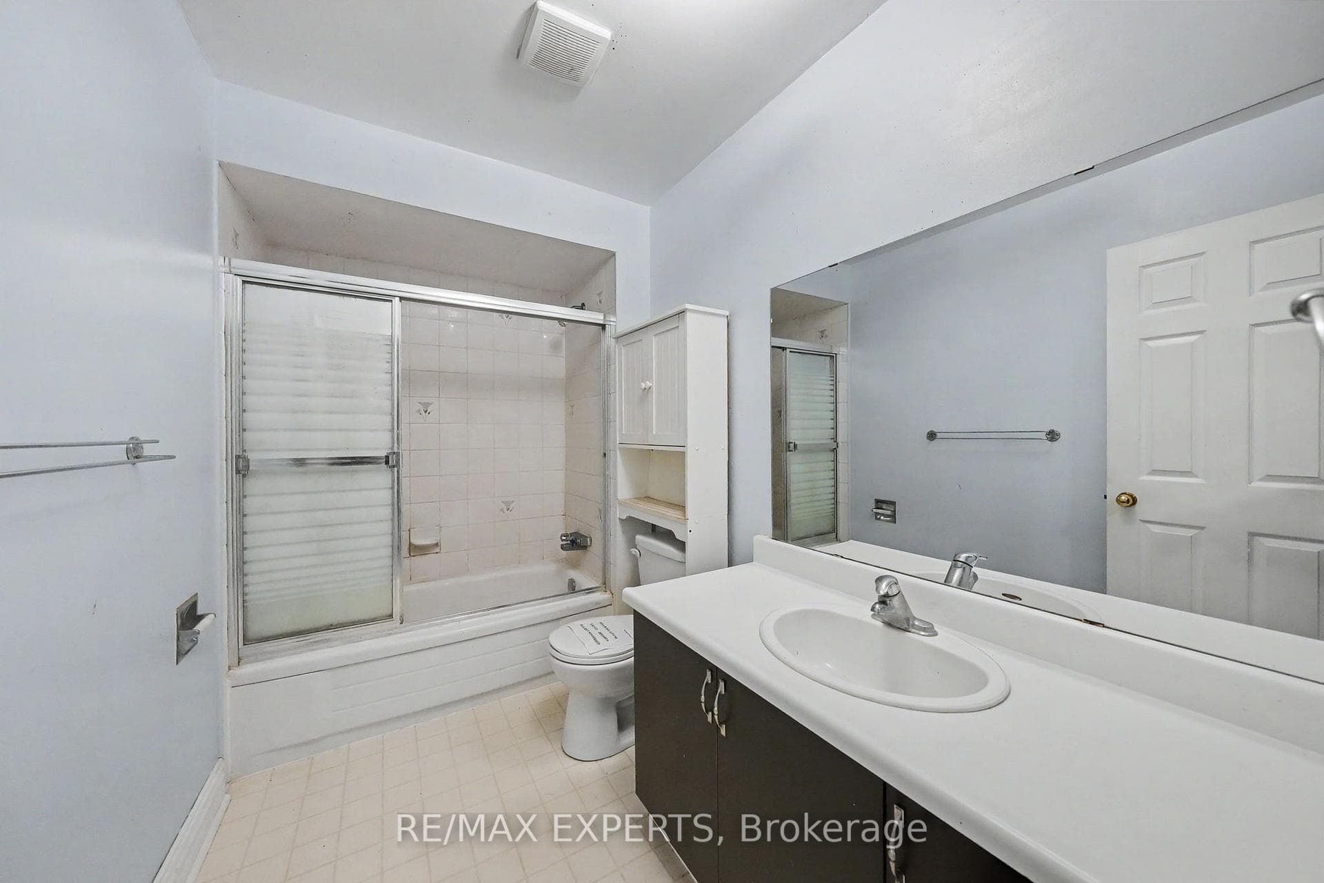 45 Blair Crescent photo 16